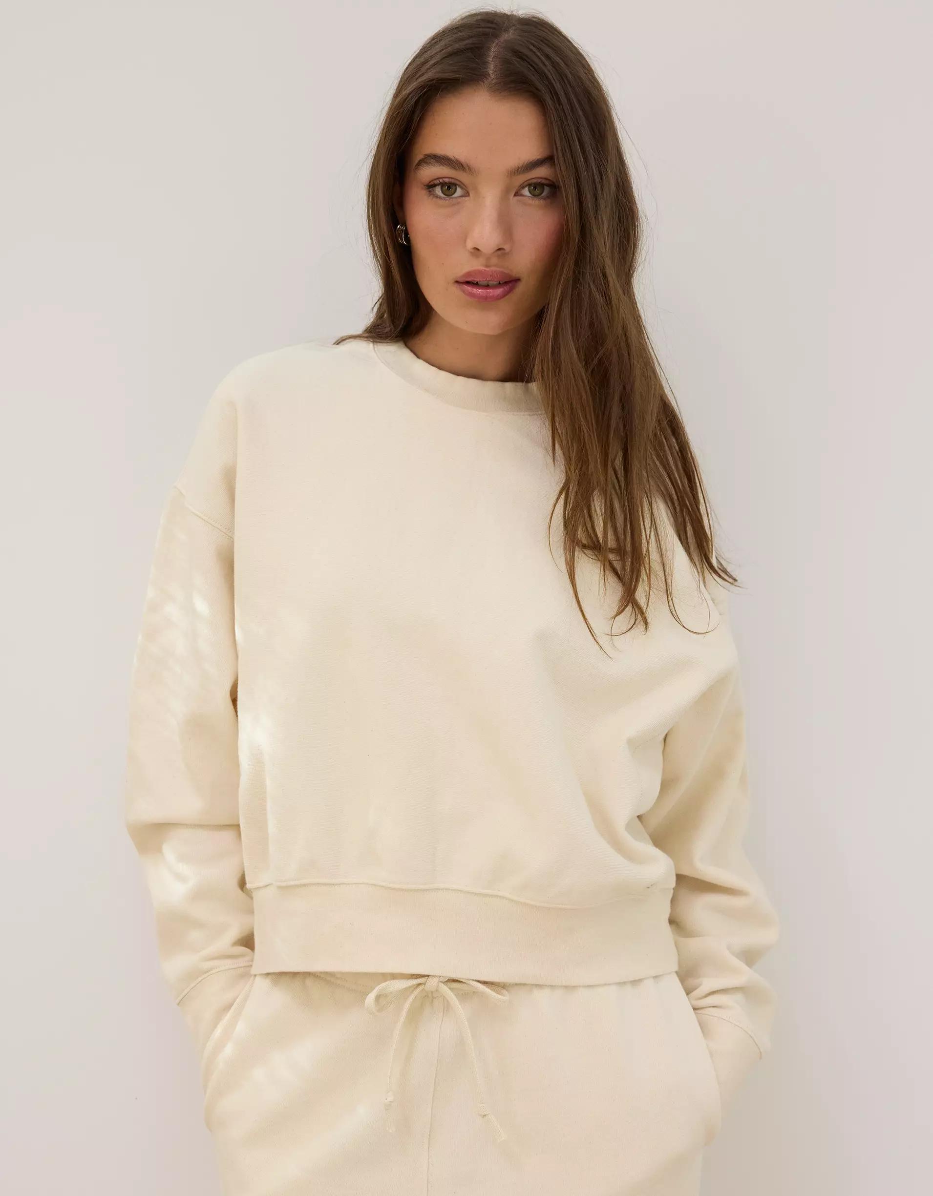 AE77 Premium Fleece Cropped Crew Neck Sweatshirt Product Image