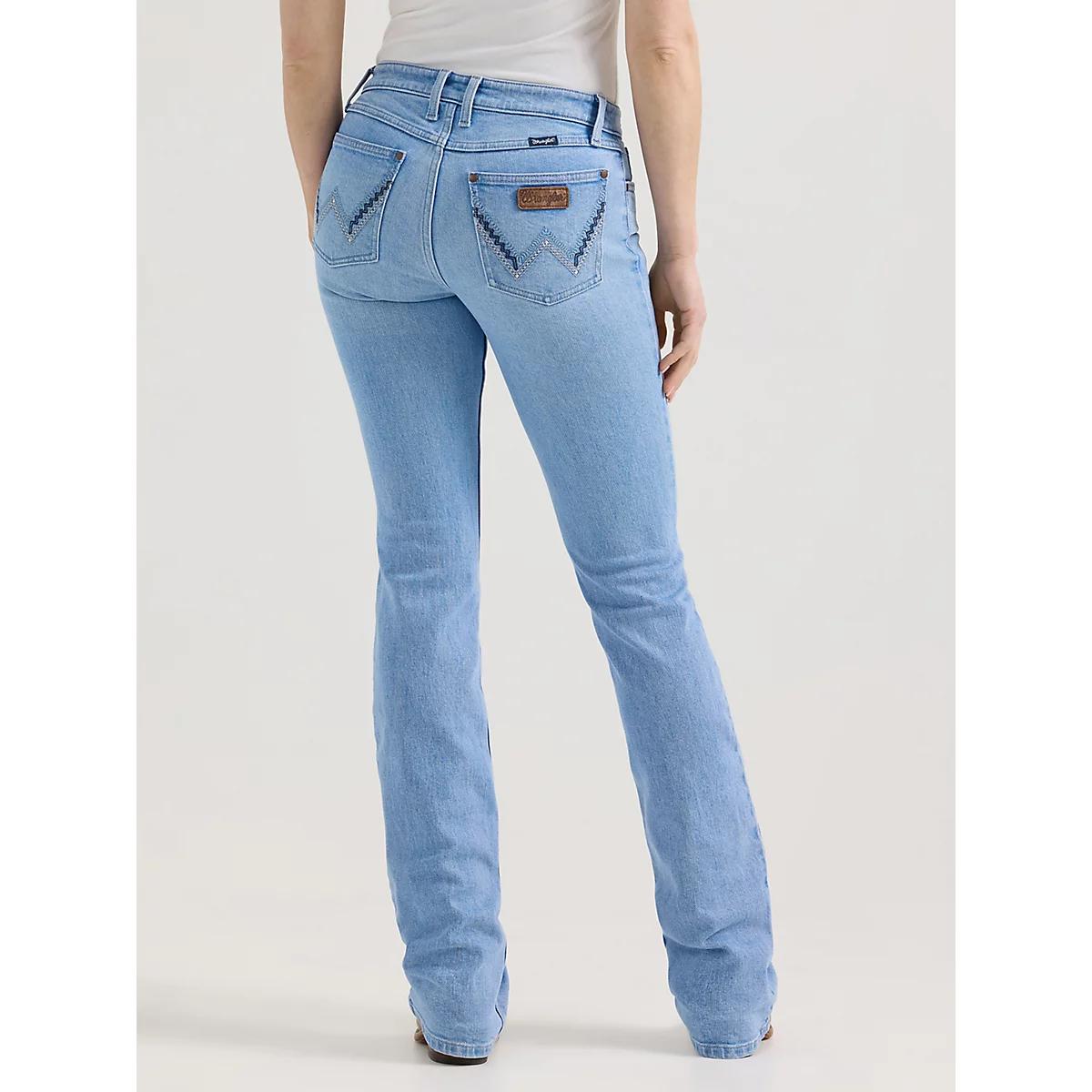 Women's Wrangler Retro® Mae Mid Rise Bootcut Jean in Khloe Product Image