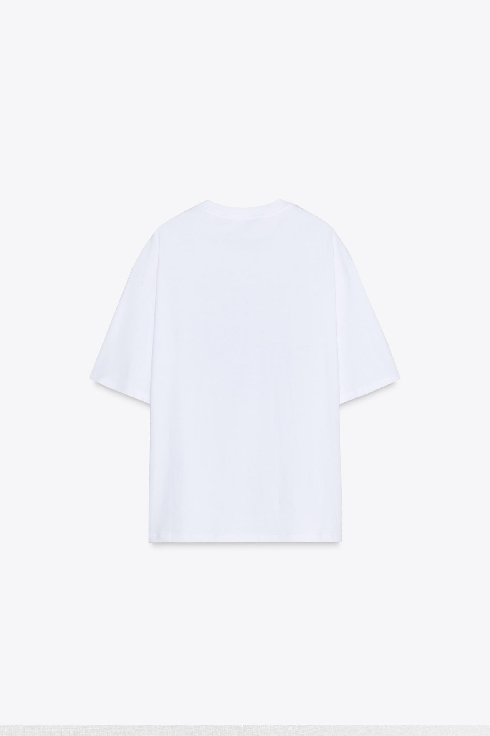 OVERSIZED TEXT T-SHIRT Product Image