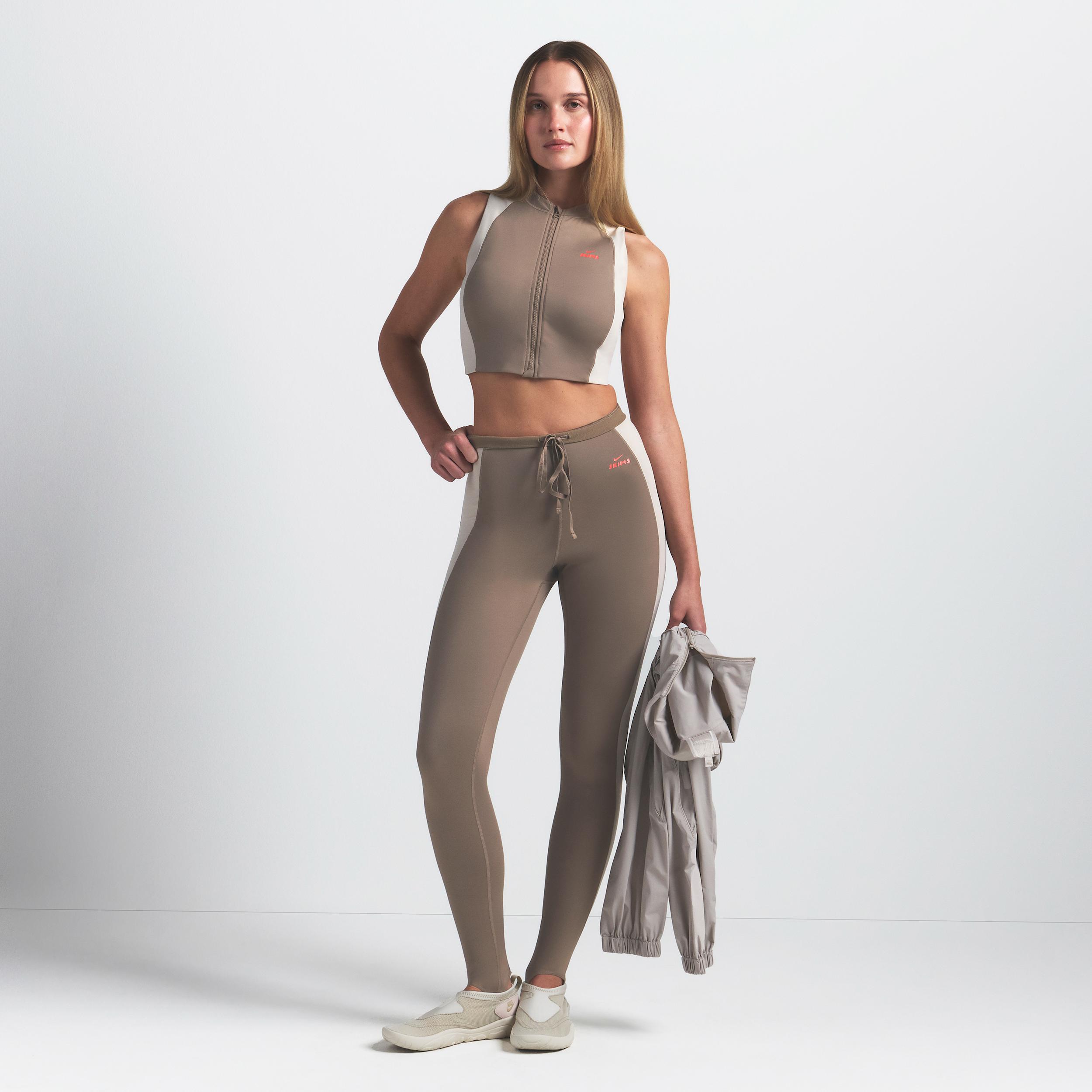 Nike Womens SKIMS Shine Front-Zip Bra | BABRA9497W-TST Product Image