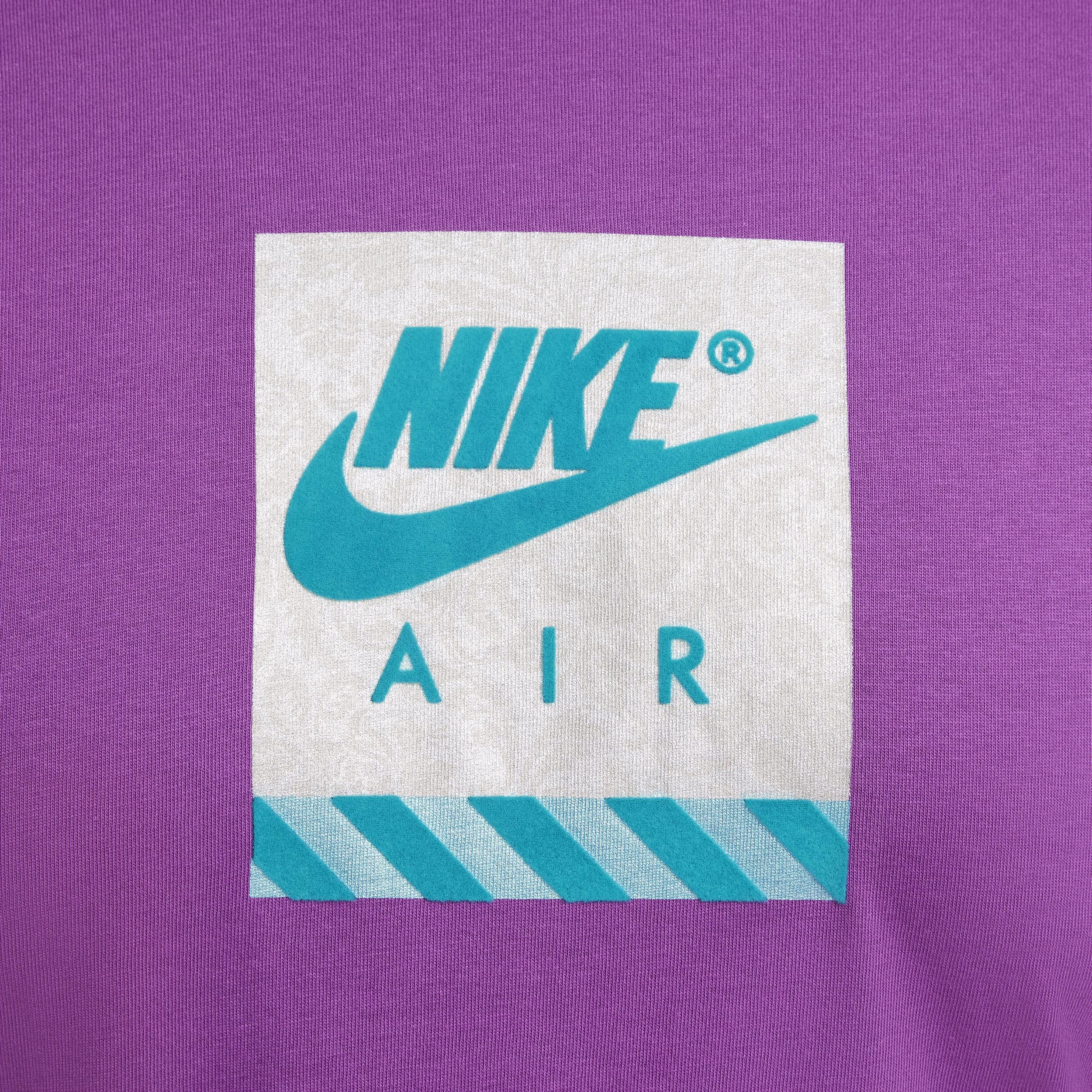 Nike Sportswear T-Shirt Product Image