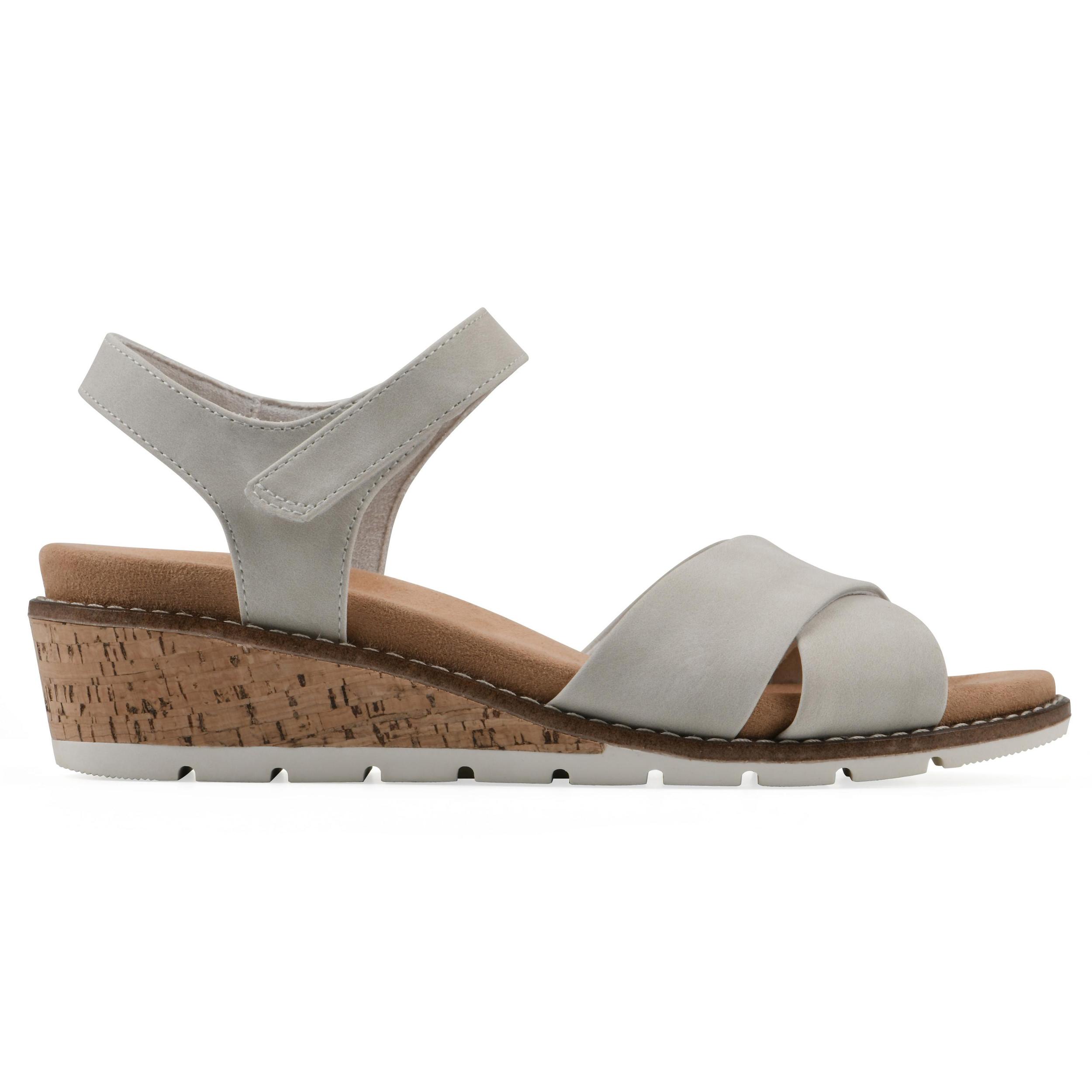 Women's Cliffs by White Mountain Tinna Wedges Product Image