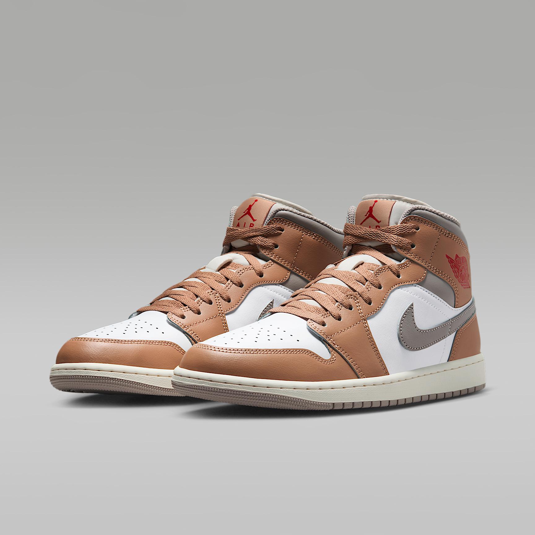 Mens Air Jordan 1 Mid Shoes | DQ8426-200 Product Image