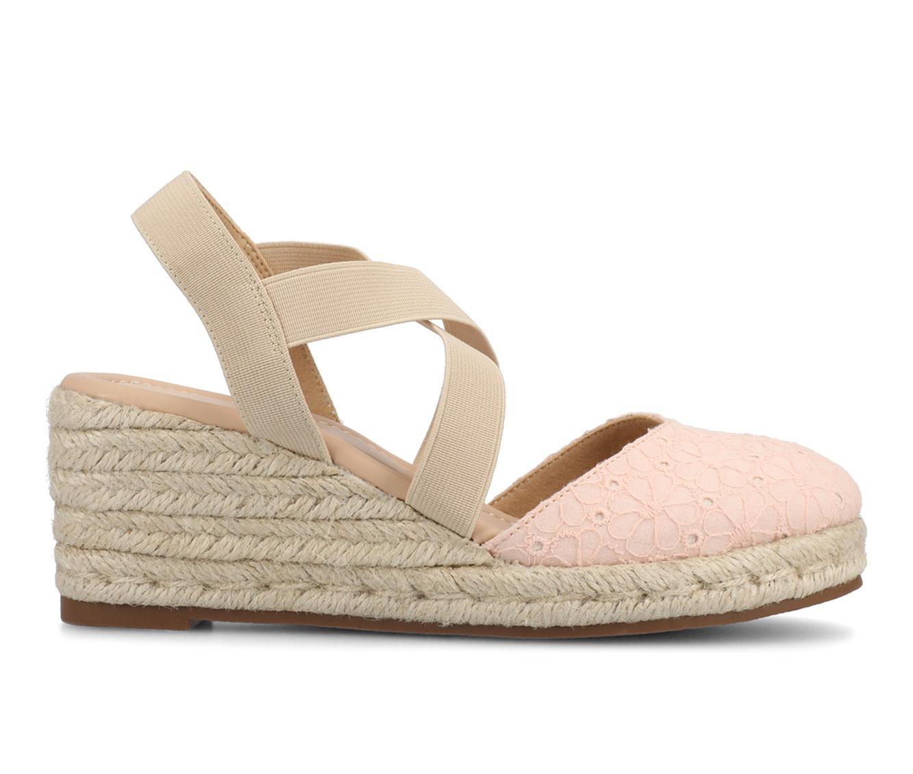 Women's Journee Collection Ashlee Wedges Product Image