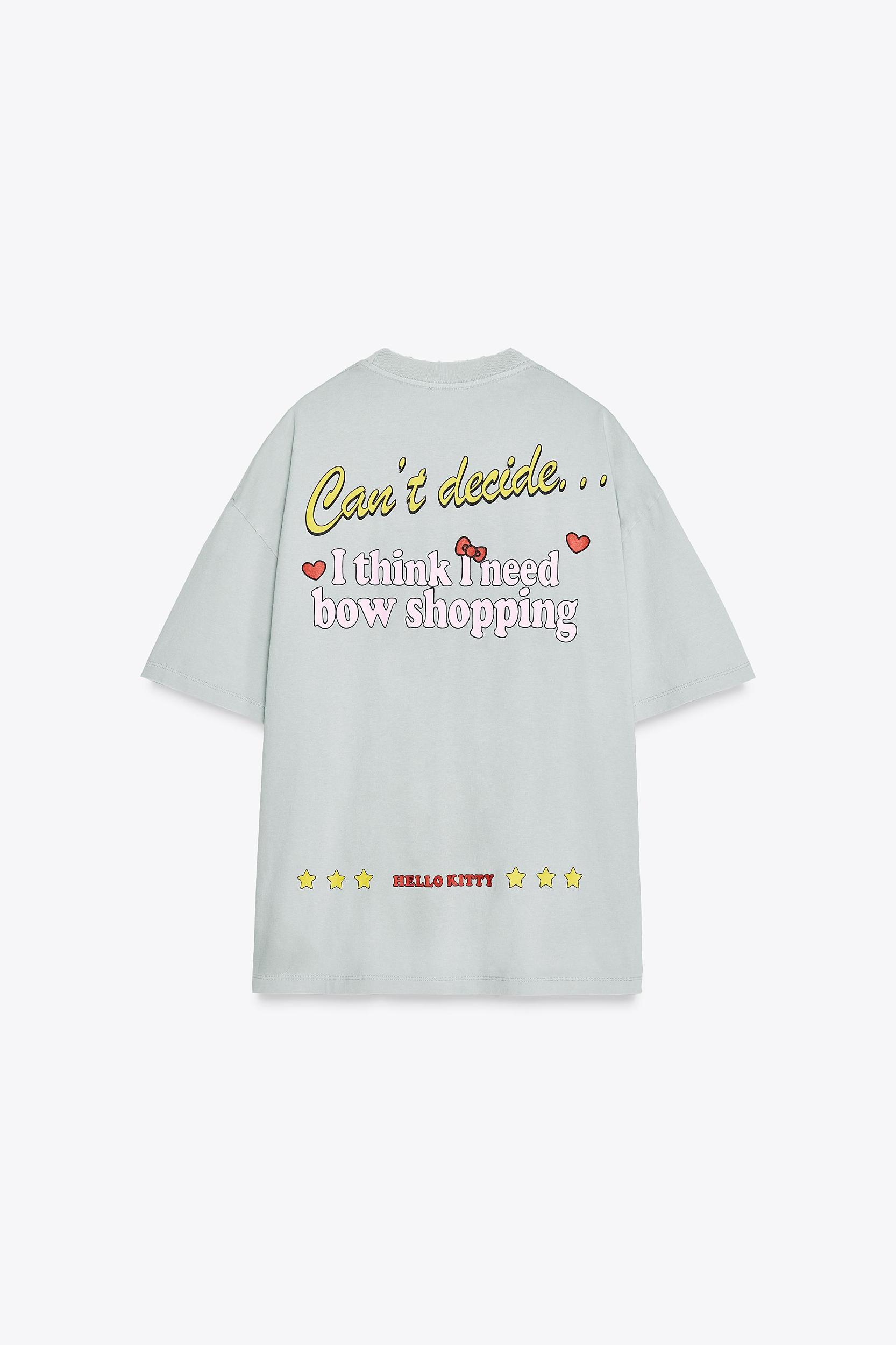 HELLO KITTY © 2025 SANRIO WASHED EFFECT T-SHIRT Product Image