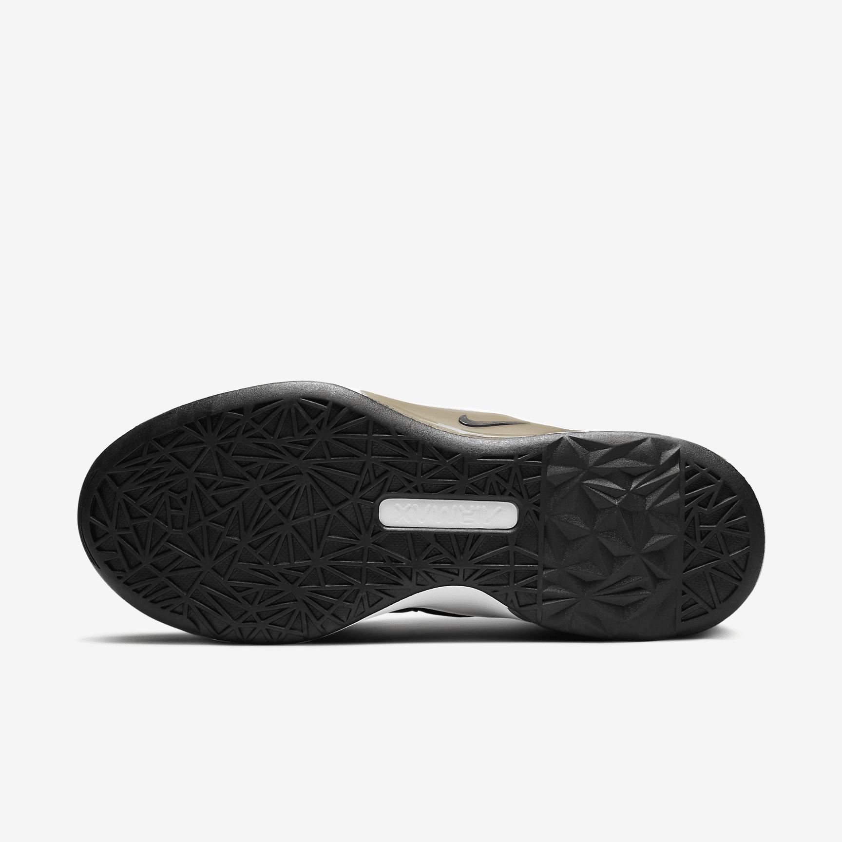 Nike Air Max Bella TR 5 Women's Workout Shoes Product Image