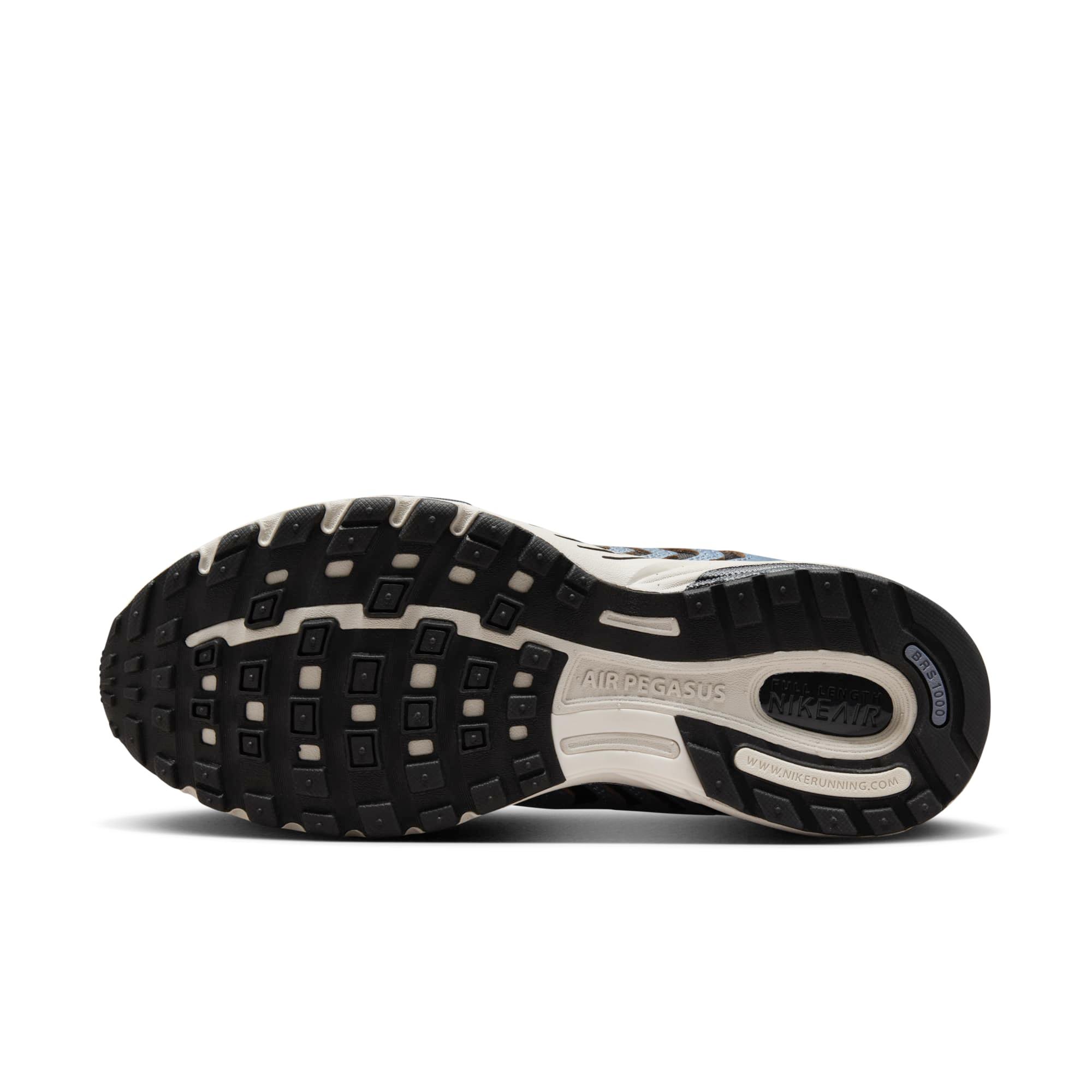 Womens Nike Air Pegasus 2005 Running Shoes Product Image