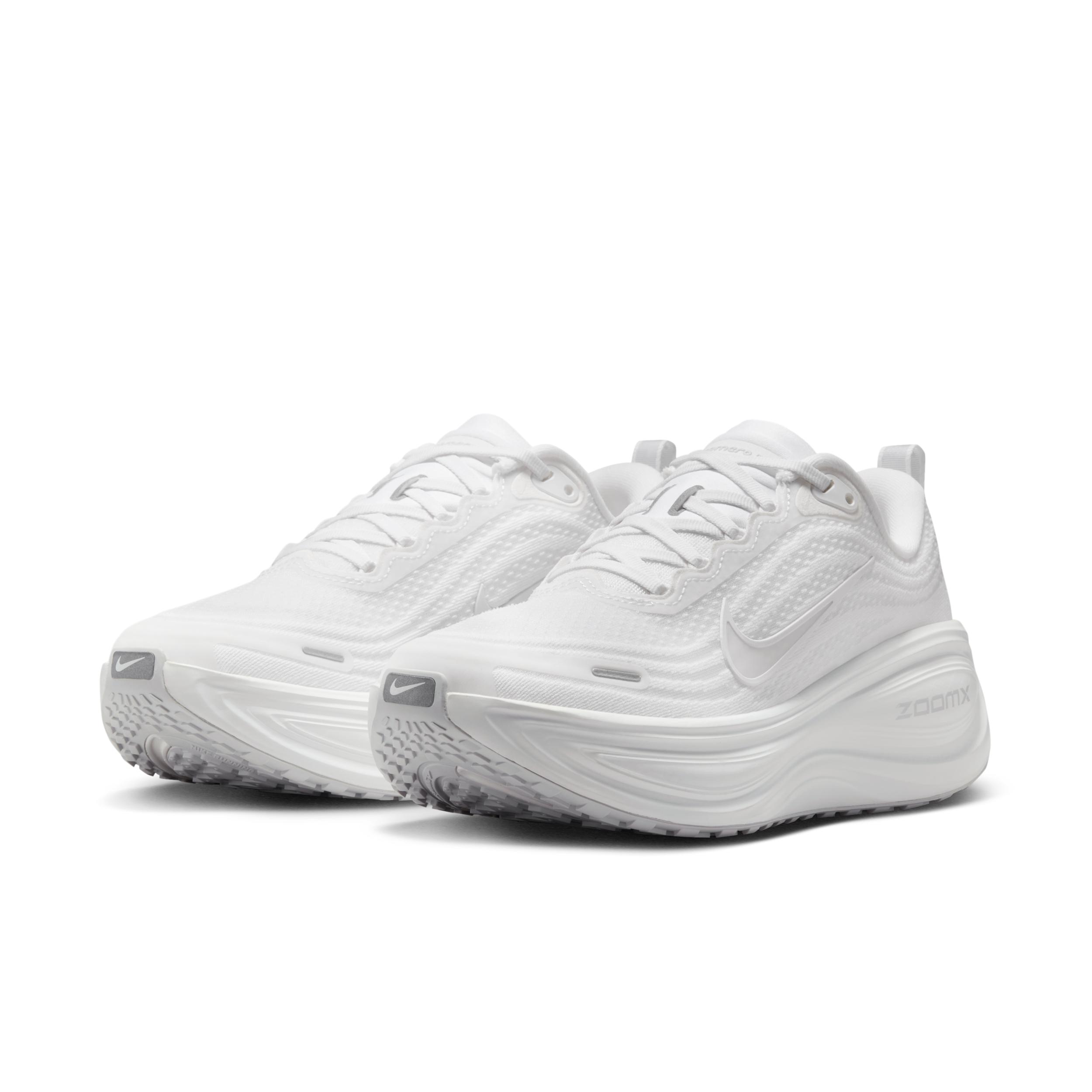 Nike Womens Vomero Plus Road Running Shoes | HV8154-102 Product Image