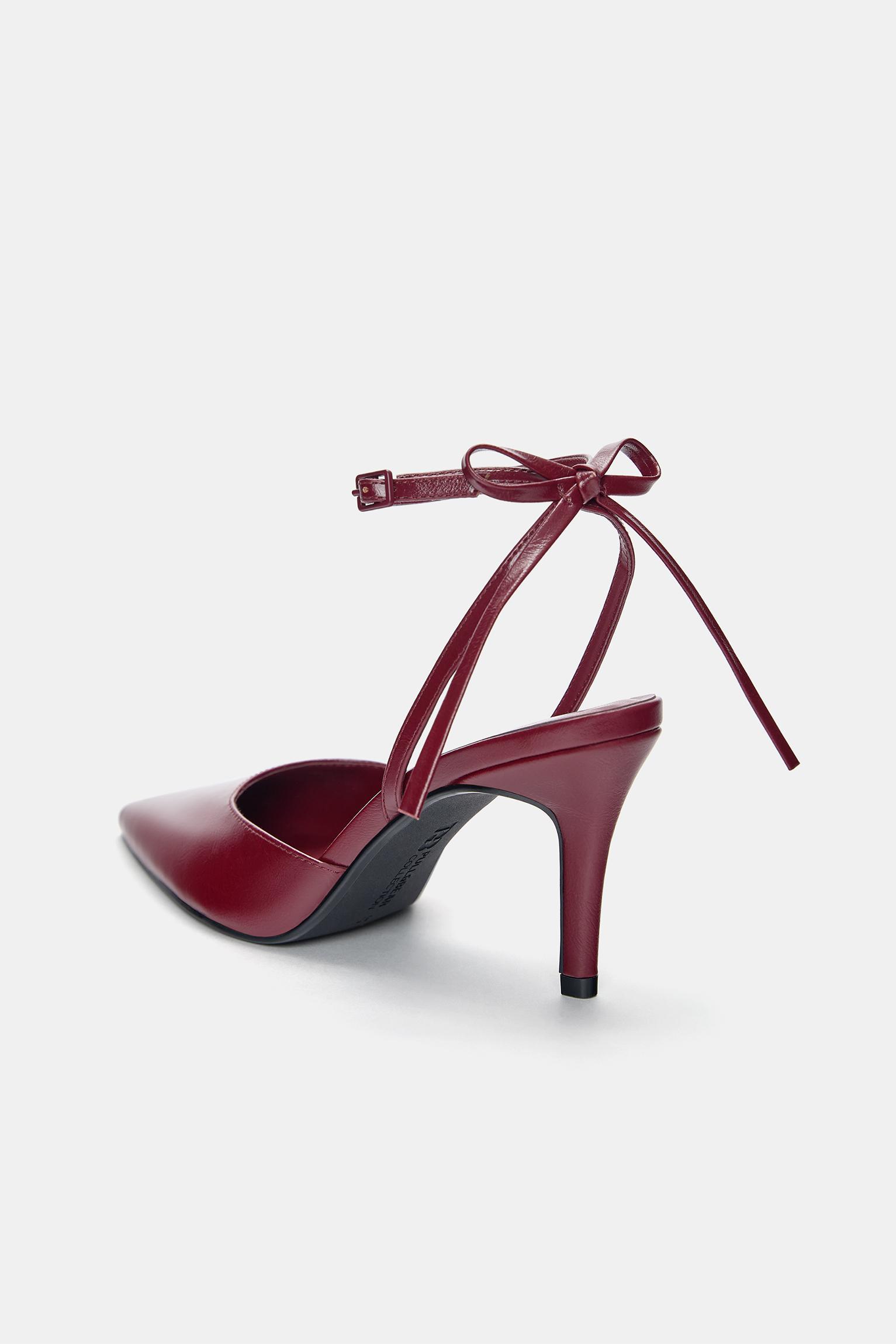 High-heel shoes with bow Product Image