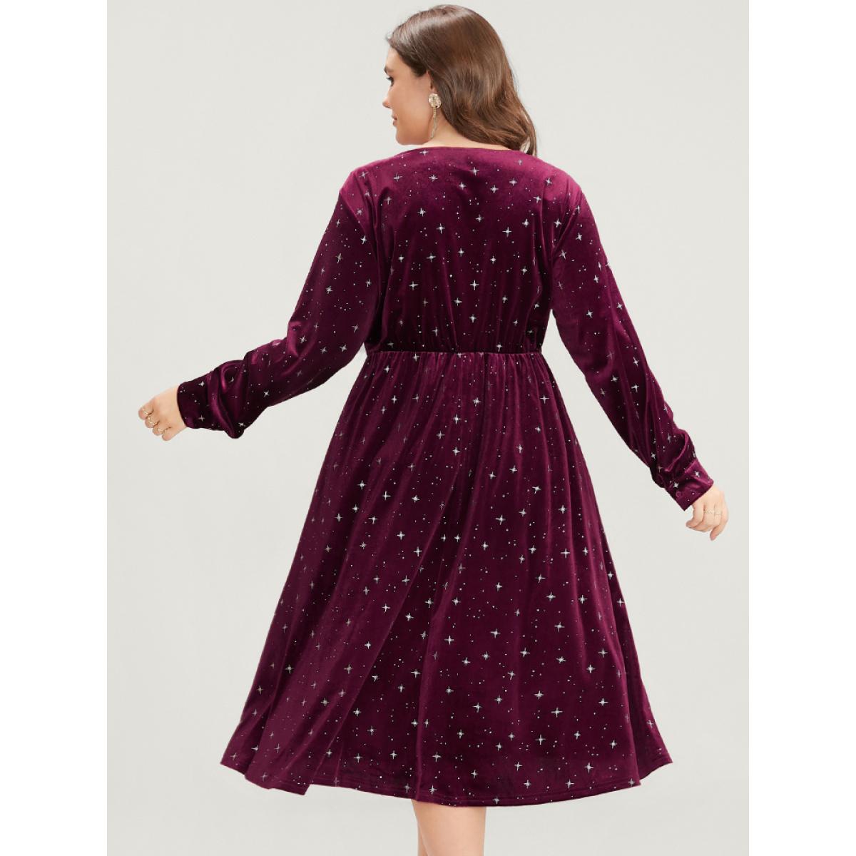 Plus Size Star Print Pocket Velvet Surplice Neck Midi Dress Scarlet Women Party V-neck Long Sleeve Curvy Midi Dress BloomChic 12/L Product Image