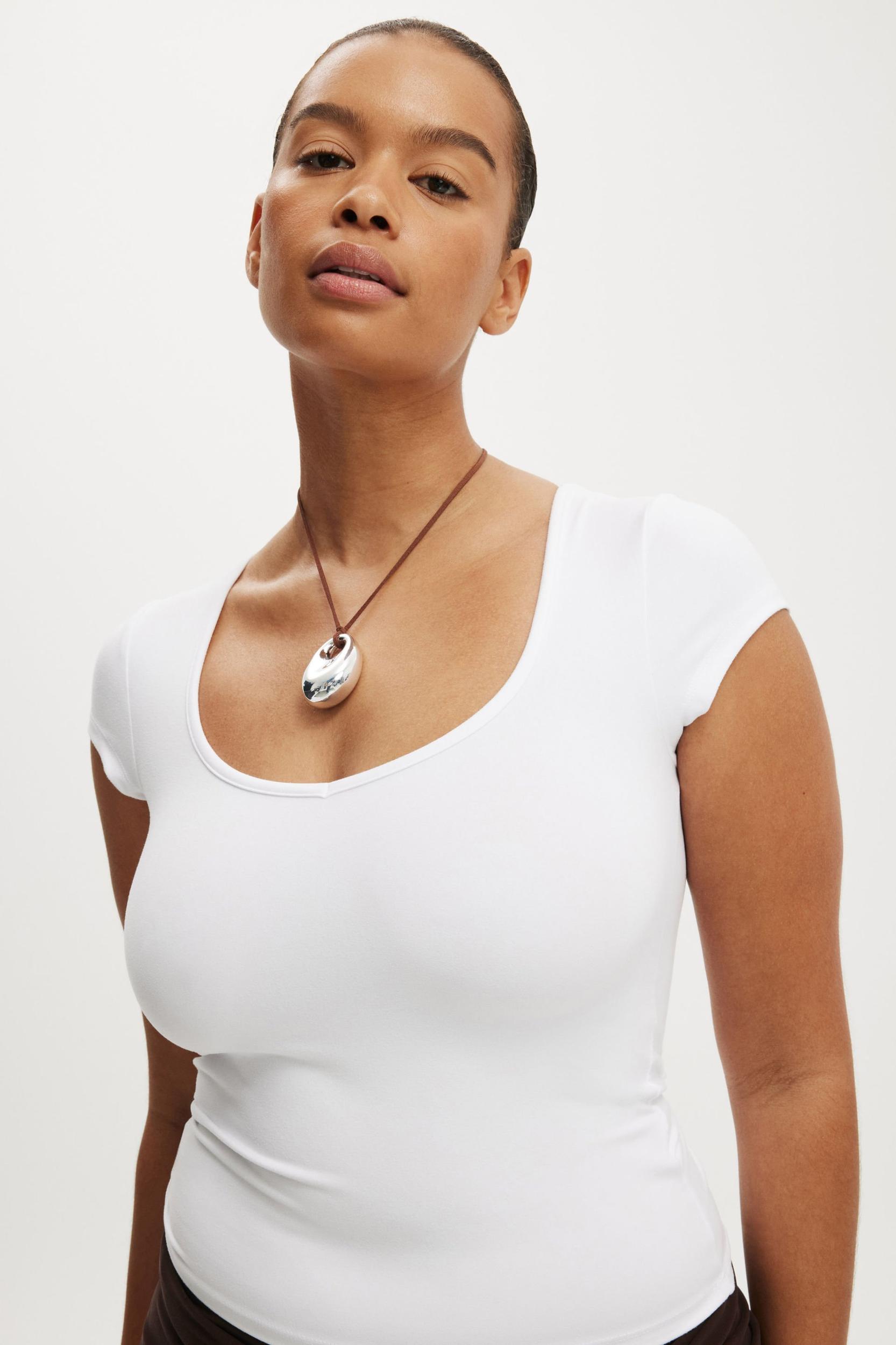 Hold Me Short Sleeve Product Image