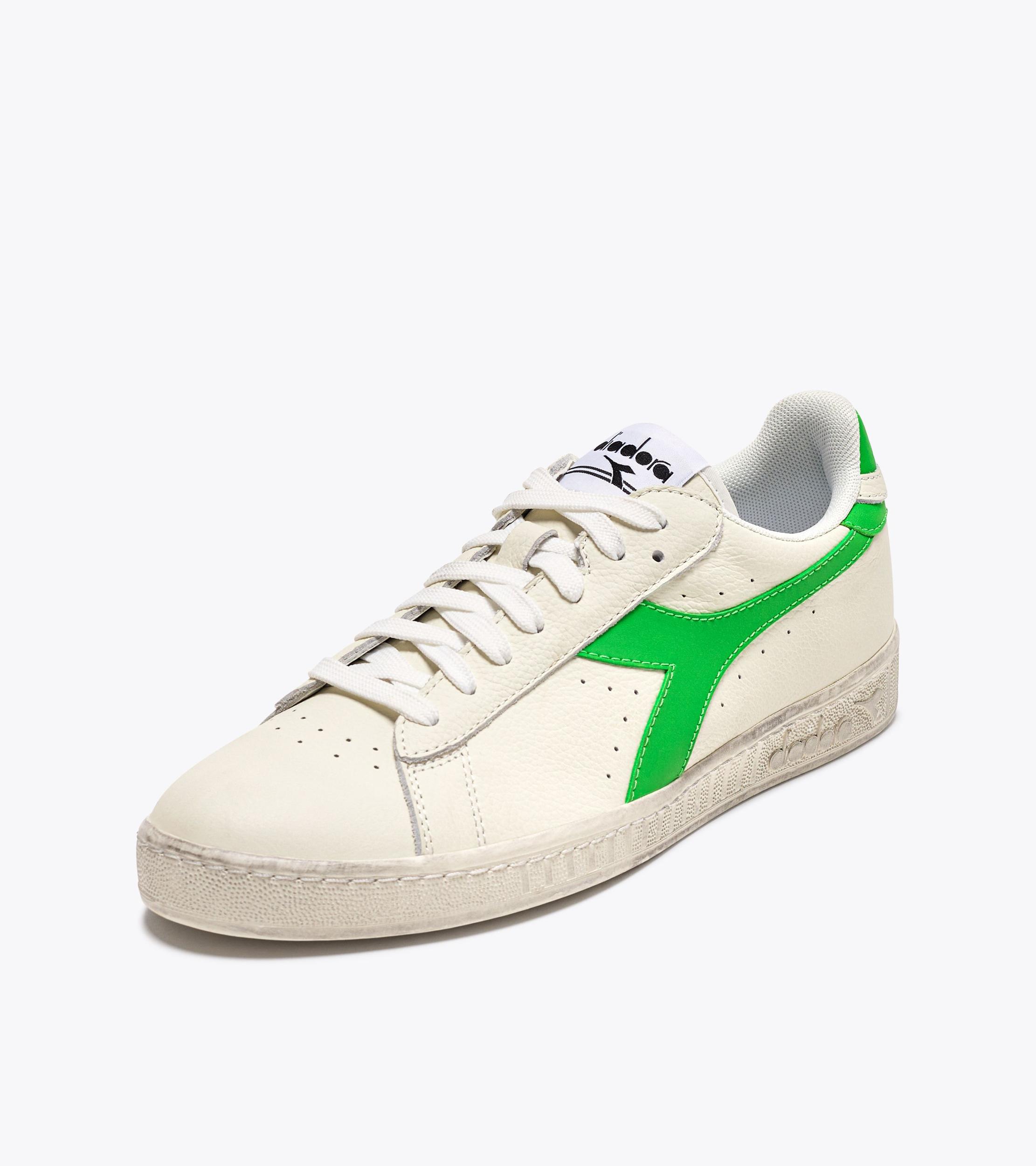 GAME L LOW FLUO WAXED Product Image