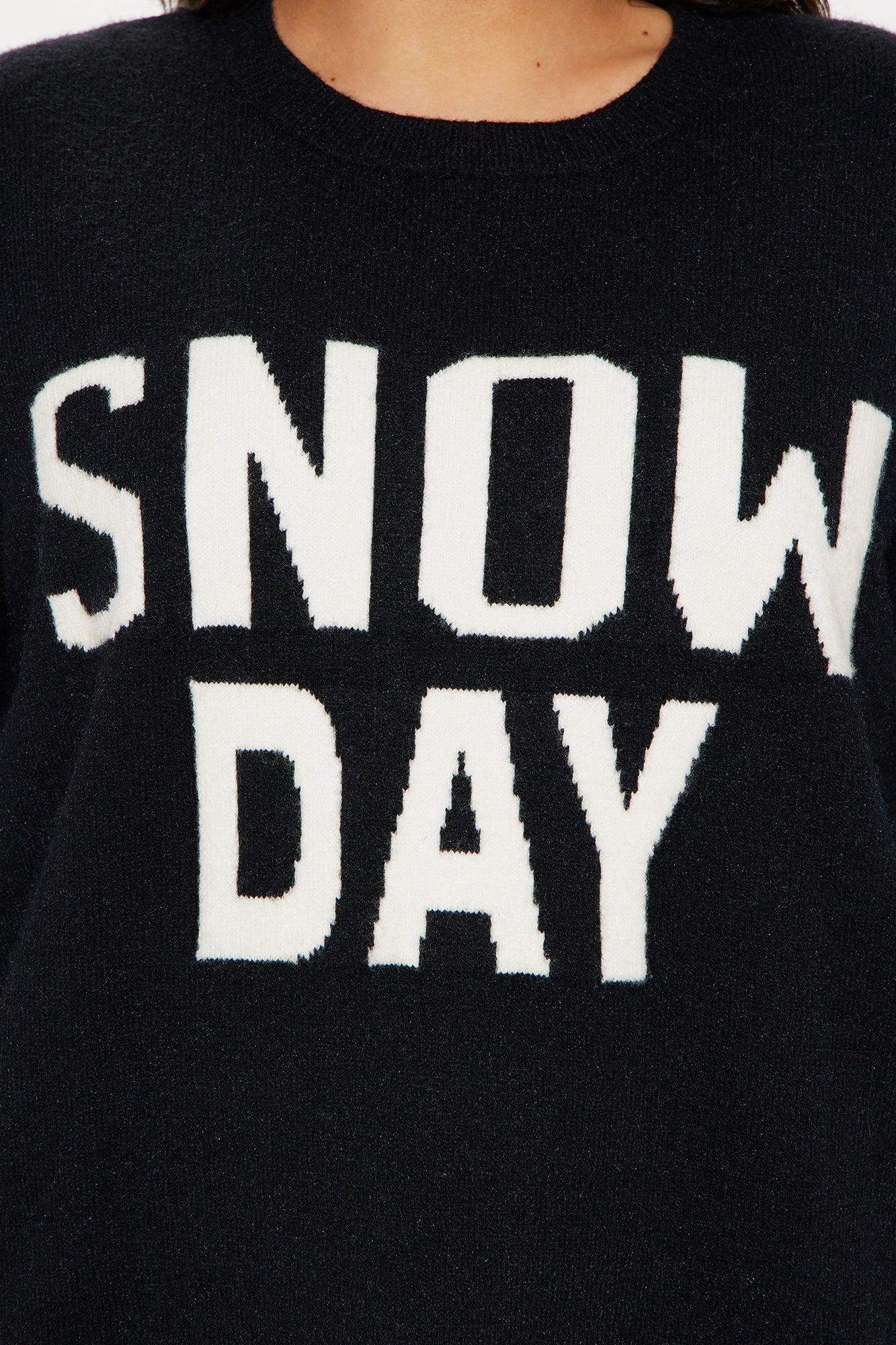 Snow Day Pullover Sweater - Black/White Product Image