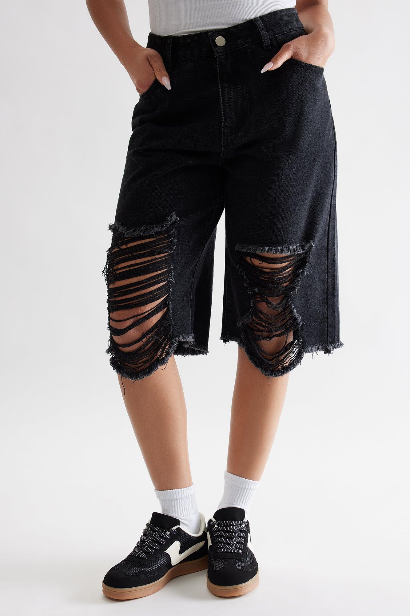 Wayne Low Top Sneakers - Black Product Image