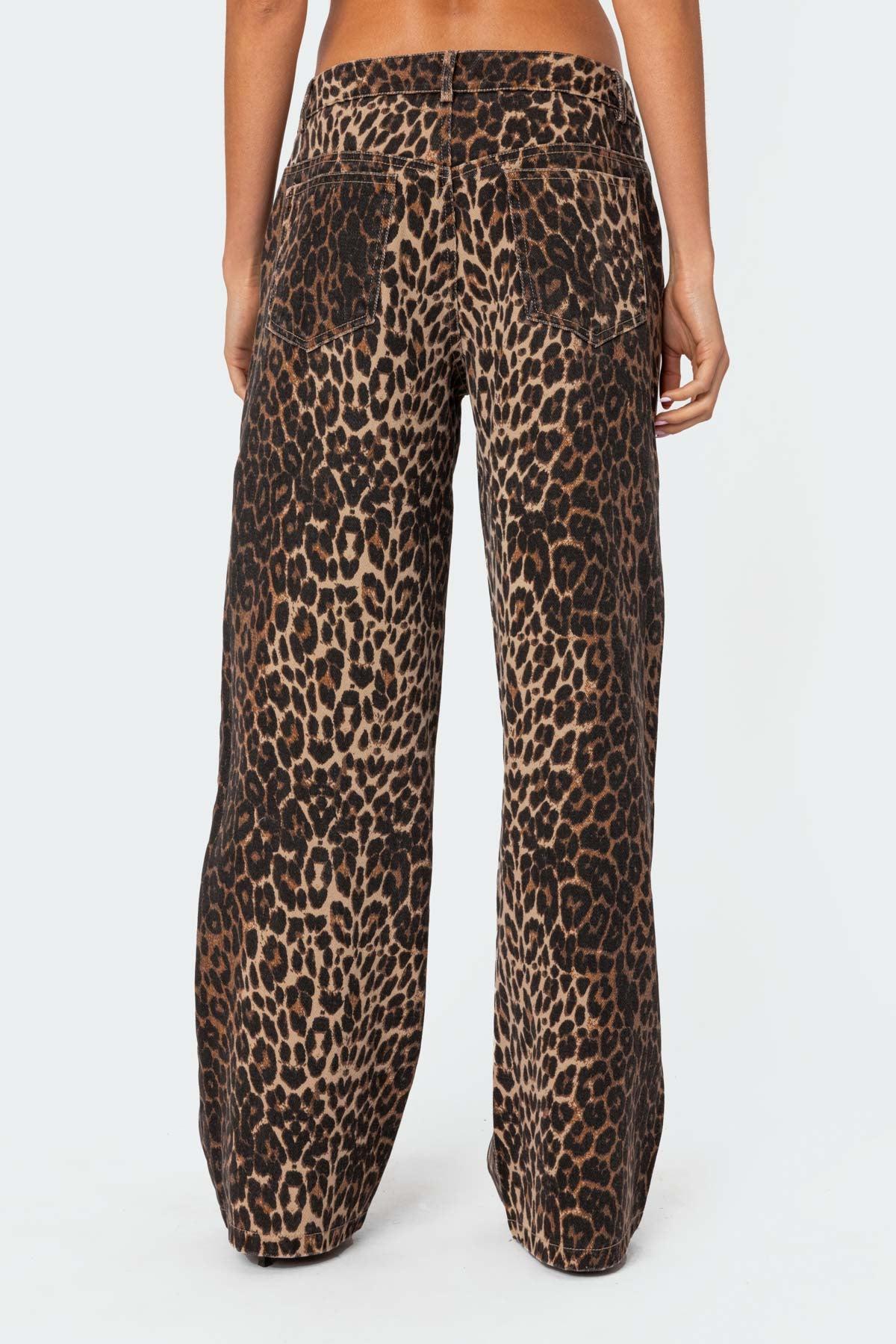 Leopard Printed Low Rise Baggy Jeans Product Image