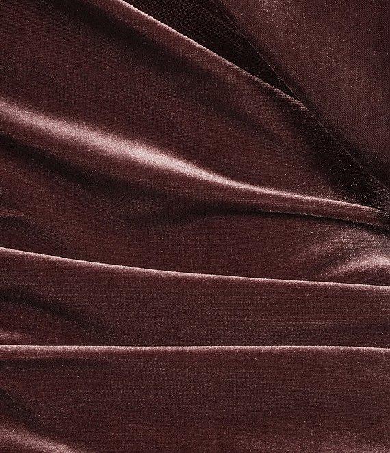 Gibson & Latimer Velvet Asymmetric Neck One Shoulder Off-The-Shoulder Short Sleeve Ruched Sheath Midi Dress Product Image