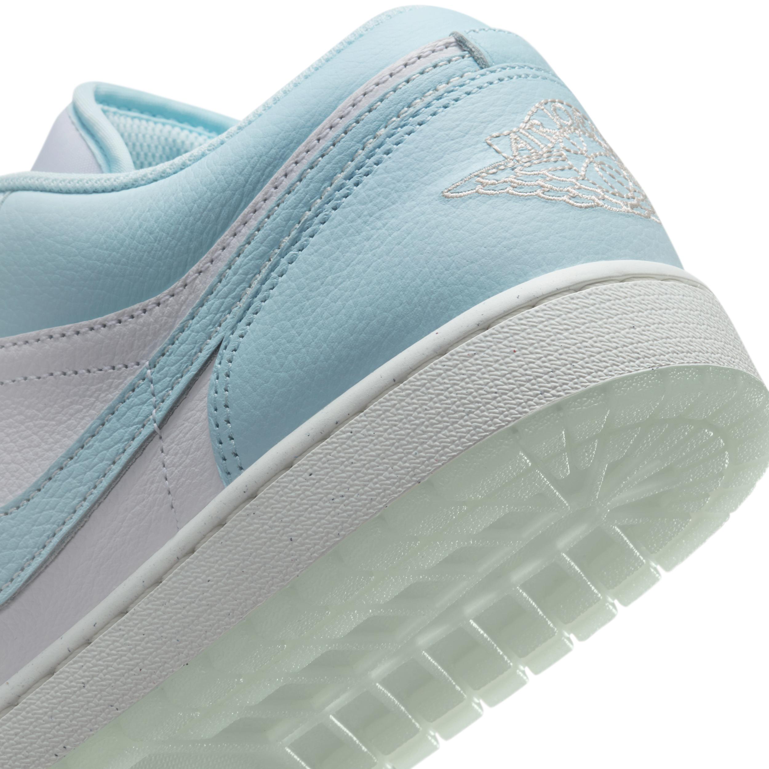 Jordan Mens Air Retro 1 Low SE Casual Shoes in Glacier Blue/Summit White/Guava Ice Product Image
