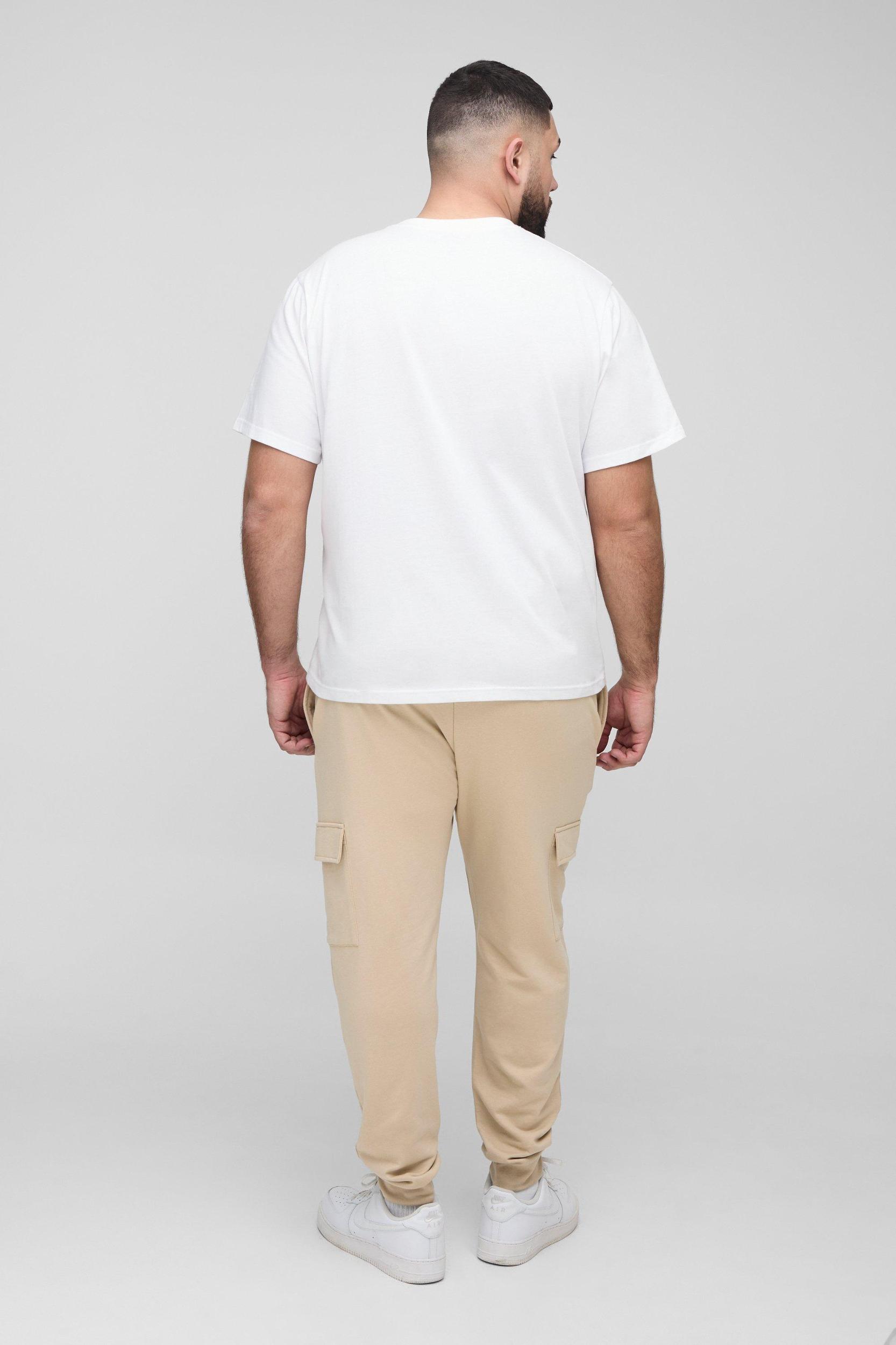 Plus Lightweight Skinny Fit Basic Cargo Sweatpants | boohooMAN USA Product Image