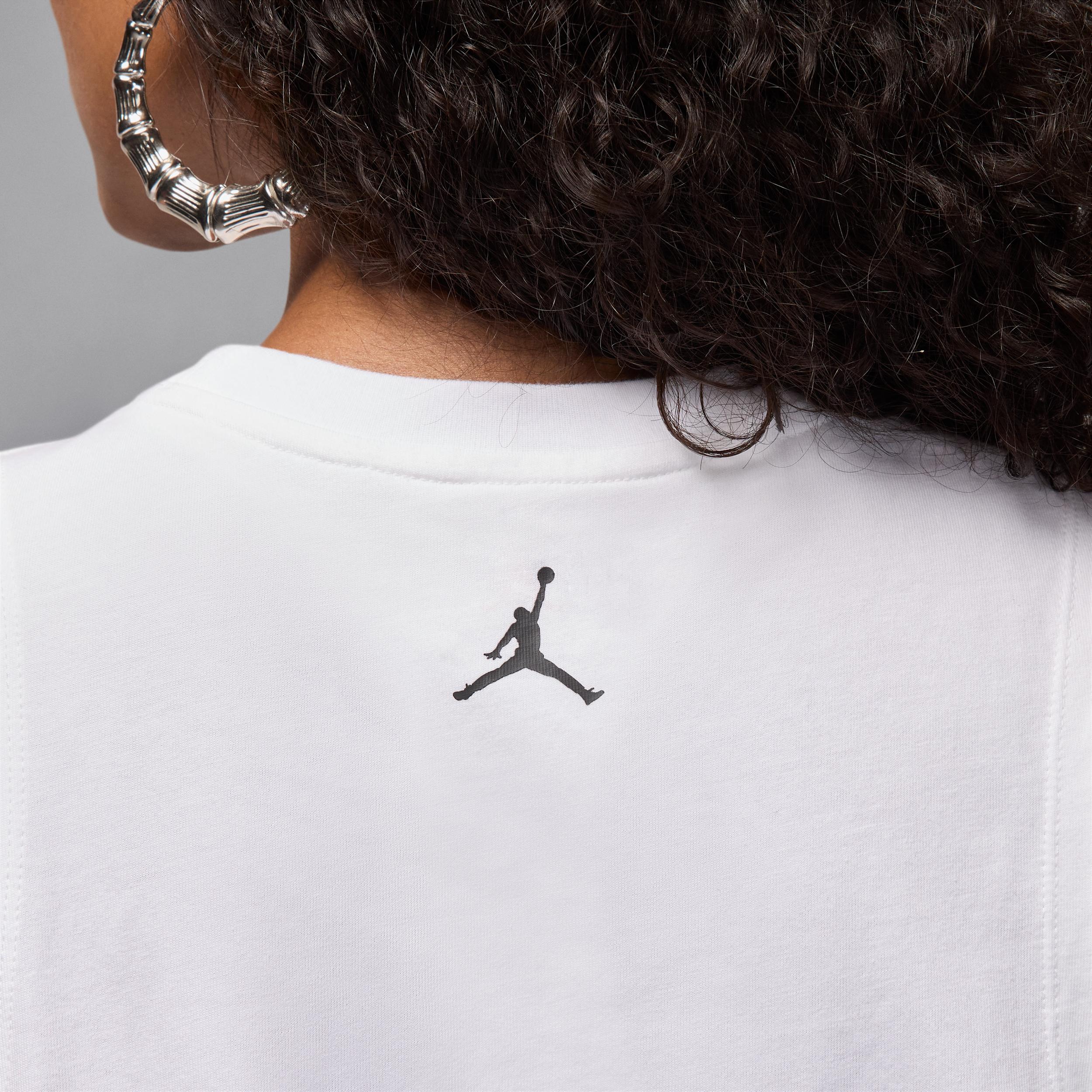 Jordan Flight Women's Sleeveless Graphic T-Shirt Product Image