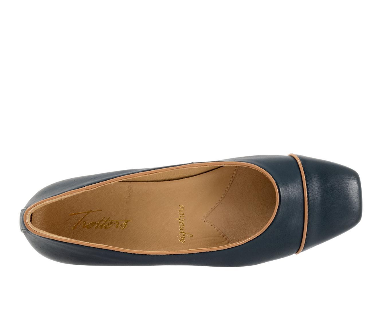 Women's Trotters Harbor Flats Product Image