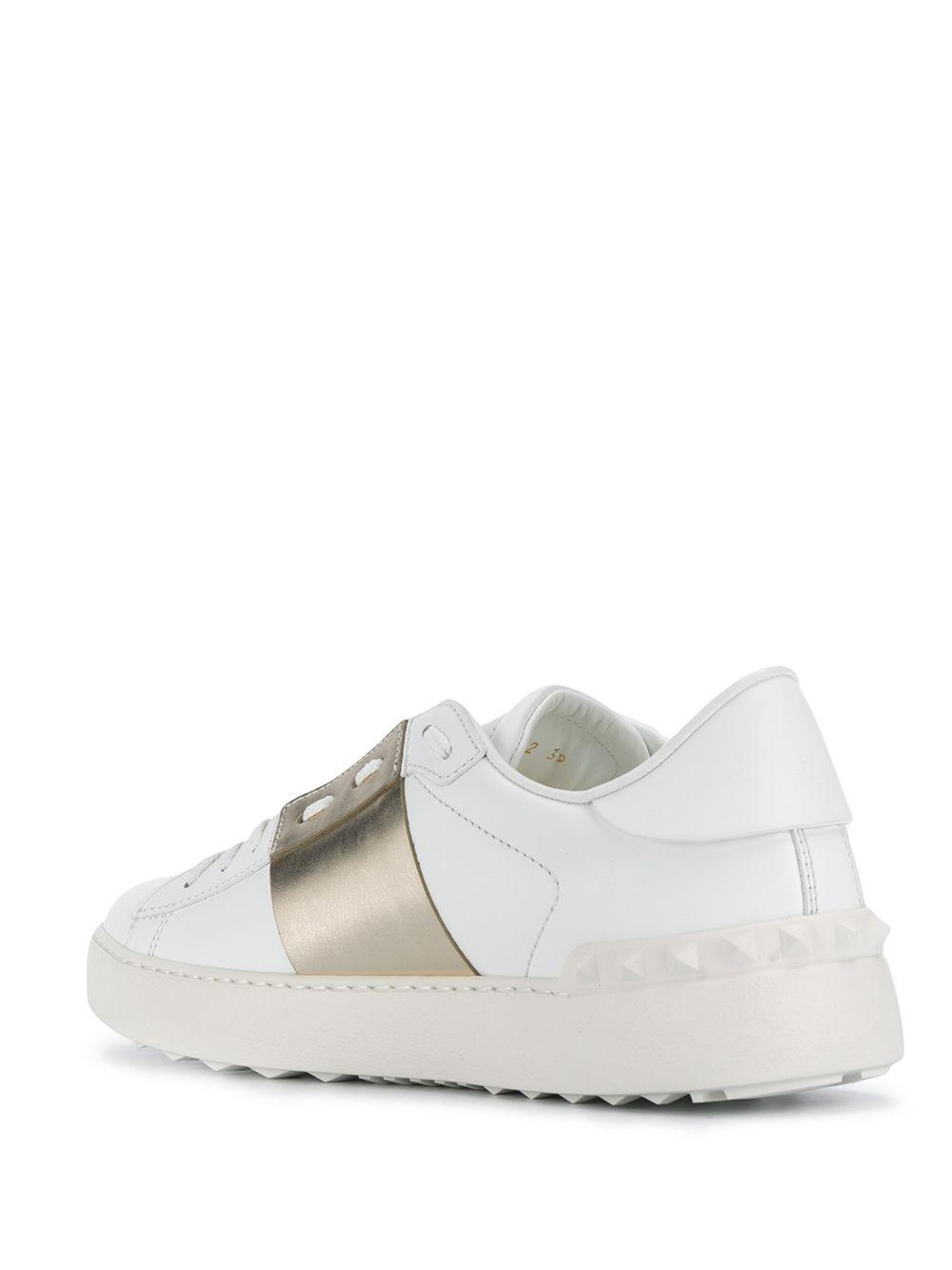 Open low-top leather sneakers Product Image