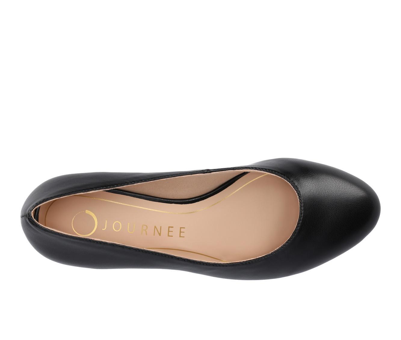 Women's Journee Collection SaarII Pumps Product Image