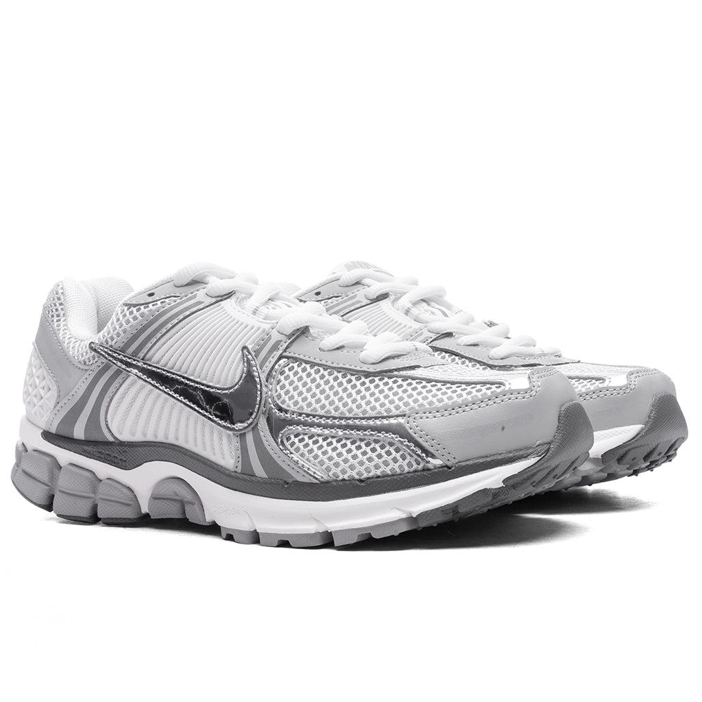 Zoom Vomero 5 - Summit White/Metallic silver Male Product Image