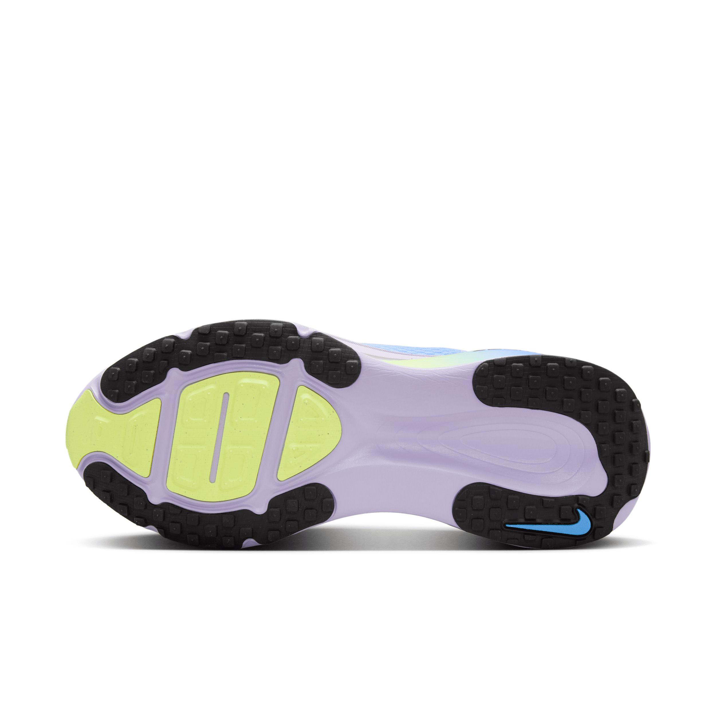 Nike Women's Vomero 18 SE Road Running Shoes Product Image