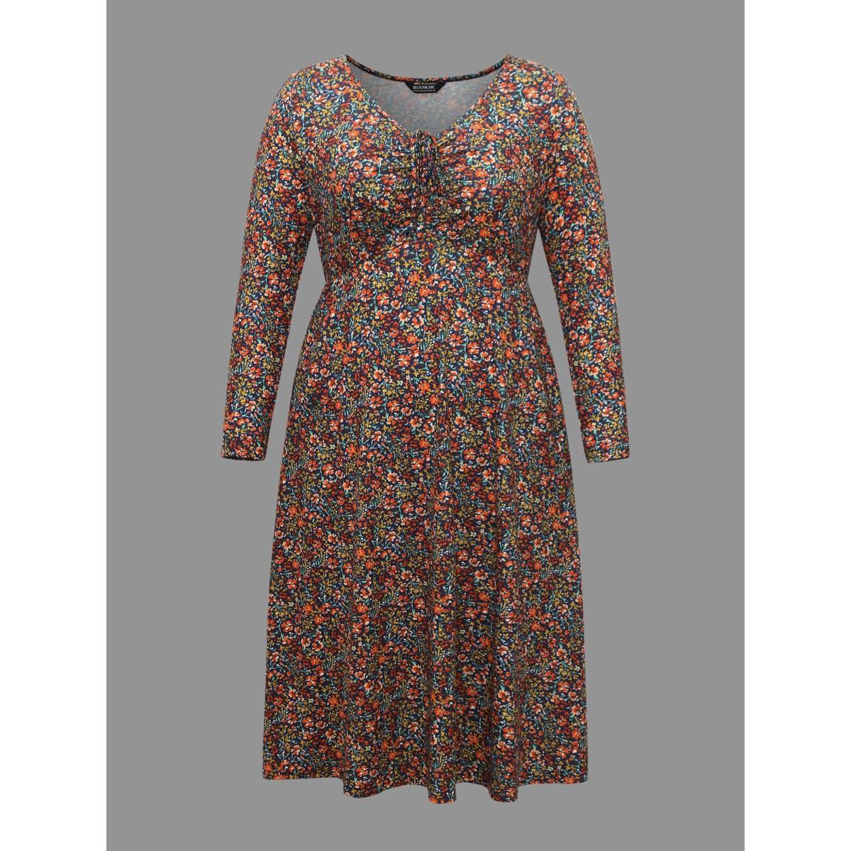 Plus Size Ditsy Floral Drawstring Midi Dress DarkBlue Women Casual Drawstring Knit Dresses Bloomchic 26/4X Product Image