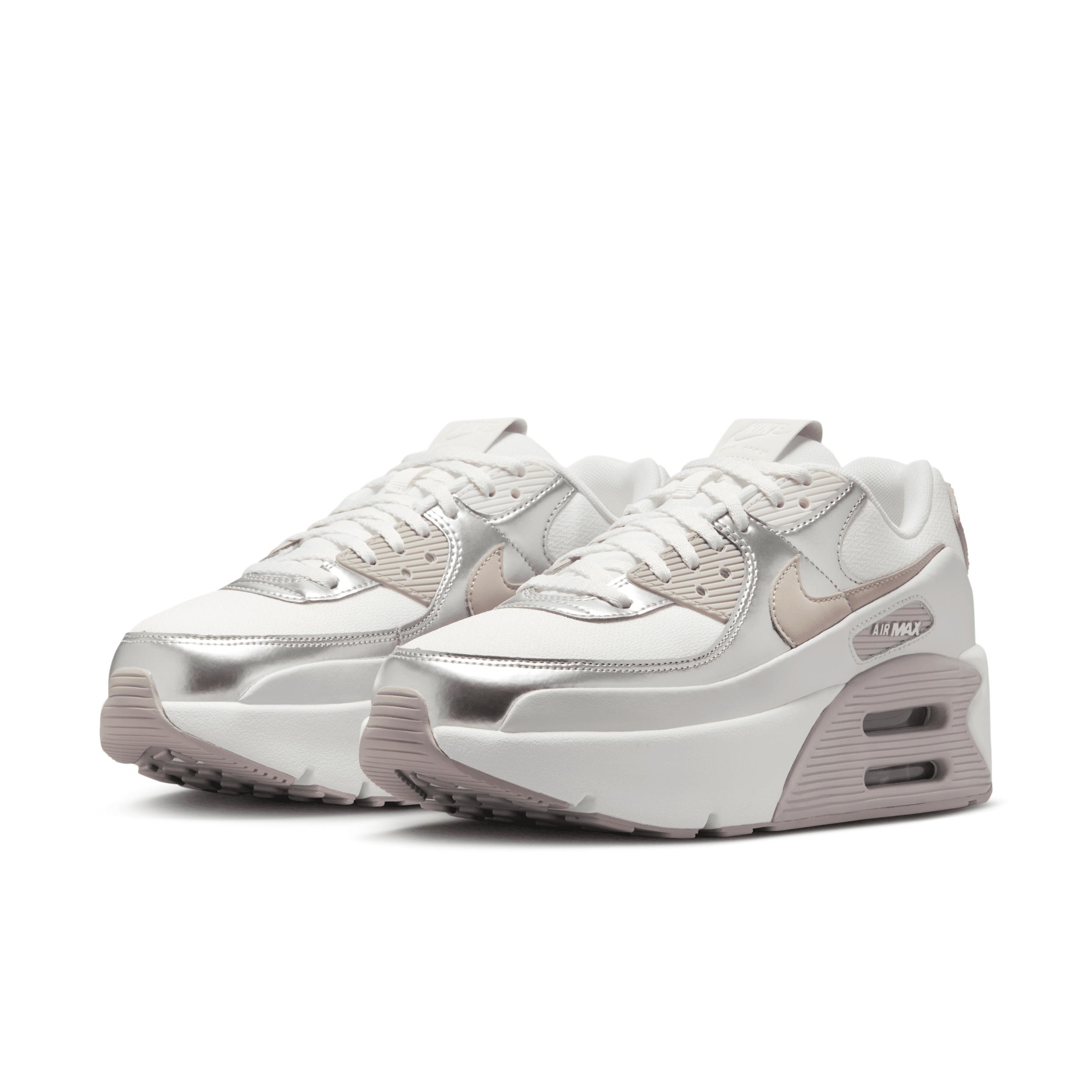 Nike Womens Air Max 90 LV8 Shoes | IB0170-101 Product Image