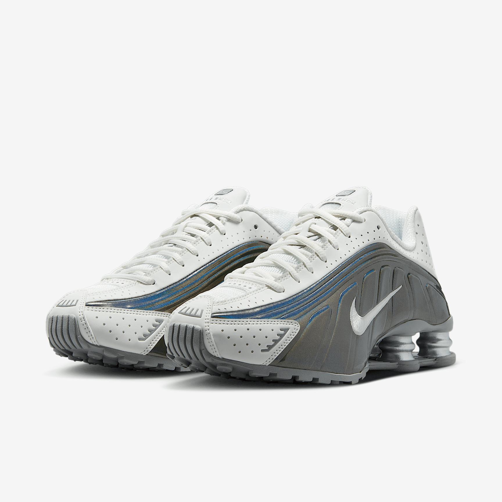 Womens Nike Shox R4 Casual Shoes Product Image