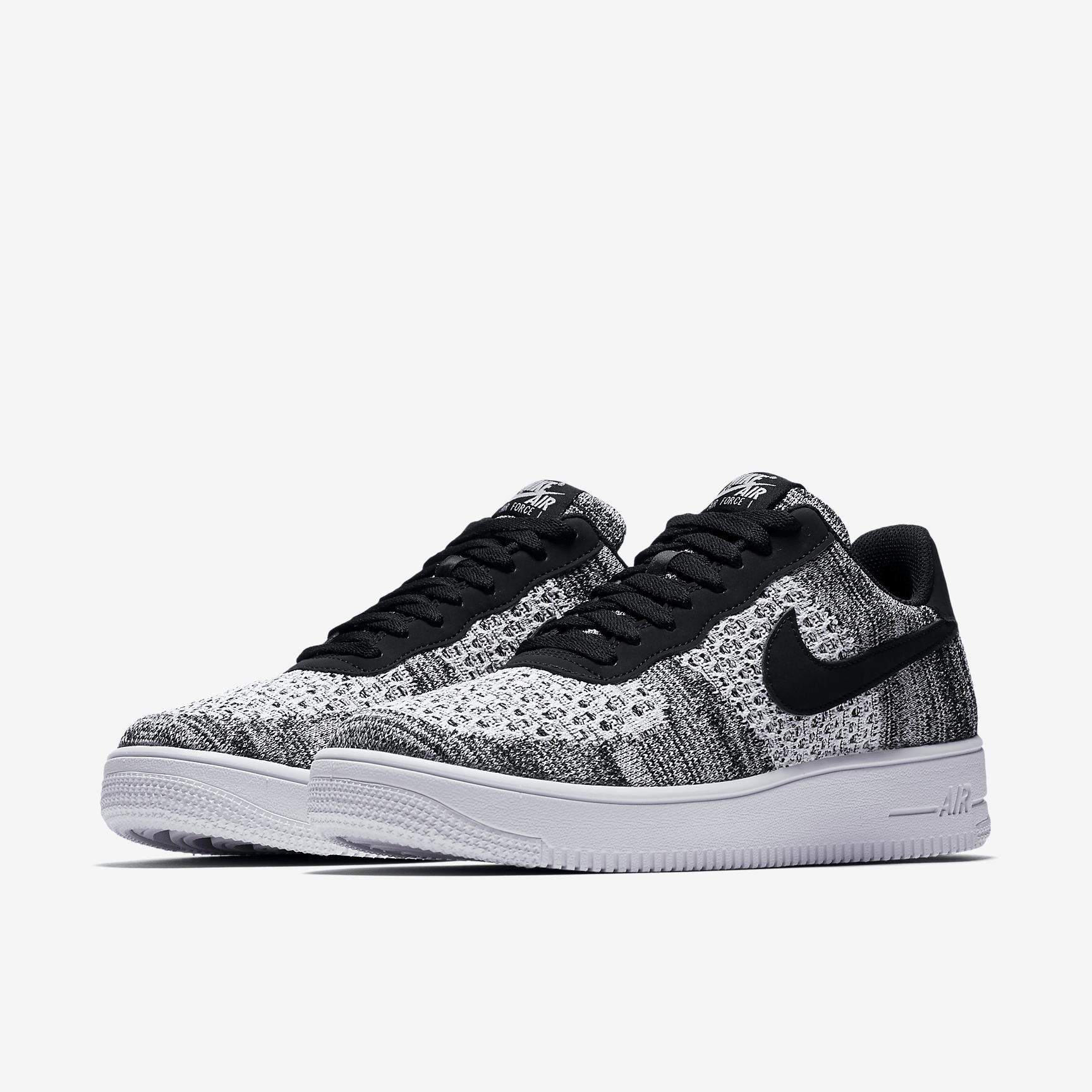 Nike Men's Air Force 1 Flyknit 2.0 Shoes Product Image