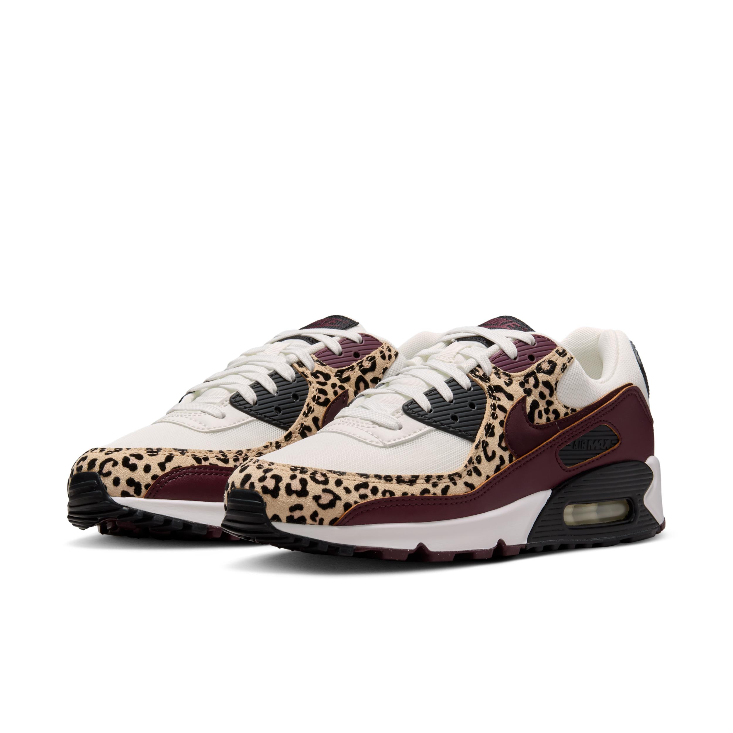 Nike Women's Air Max 90 Shoes Product Image