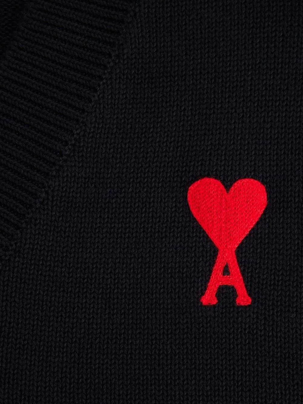 Ami De Coeur V-neck vest Product Image