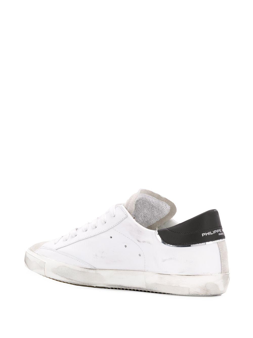 distressed effect low-top sneakers Product Image