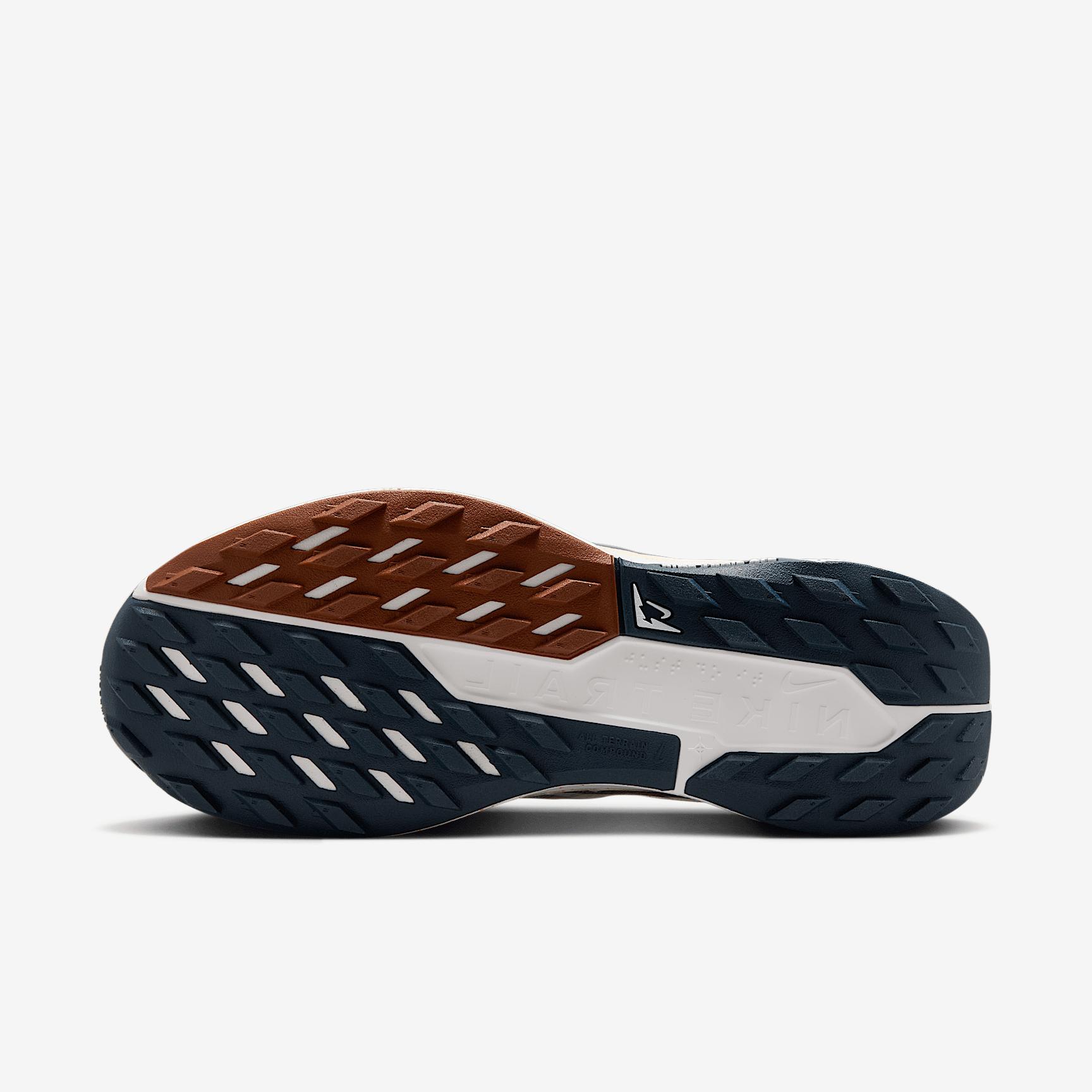 Nike Womens Pegasus Trail 5 Trail Running Shoes | DV3865-010 Product Image