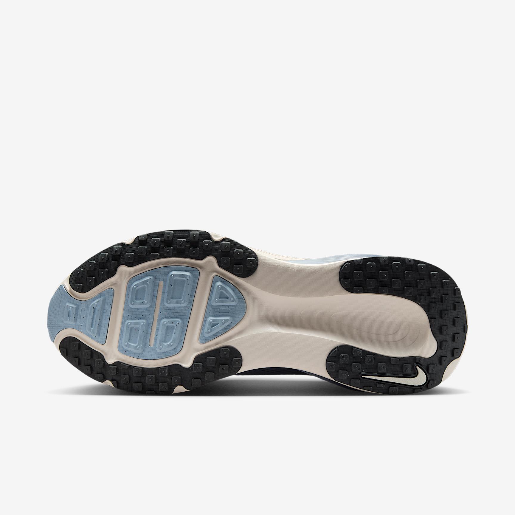 Nike Women's Vomero 18 Road Running Shoes Product Image