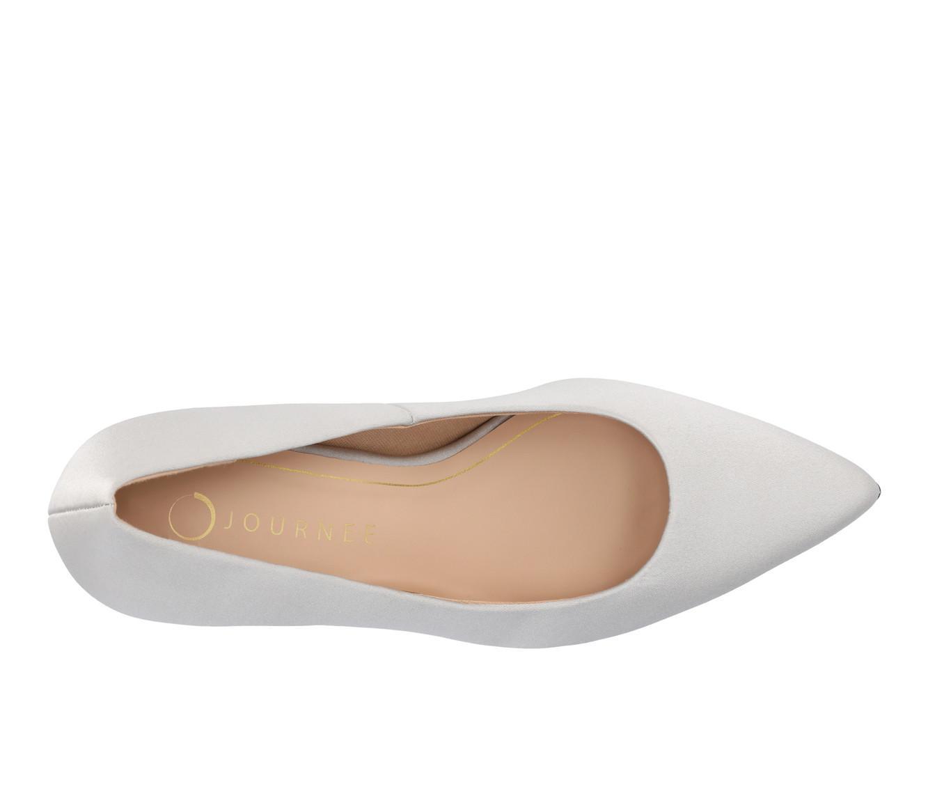Women's Journee Collection Scylee Pumps Product Image