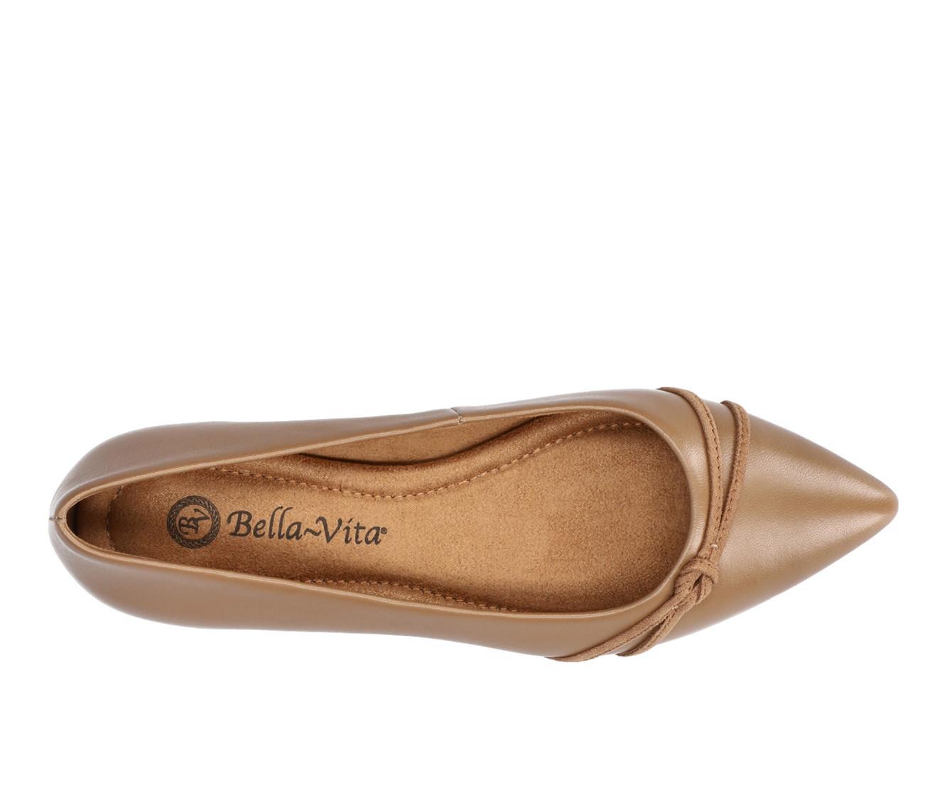 Women's Bella Vita Rhea Flats Product Image