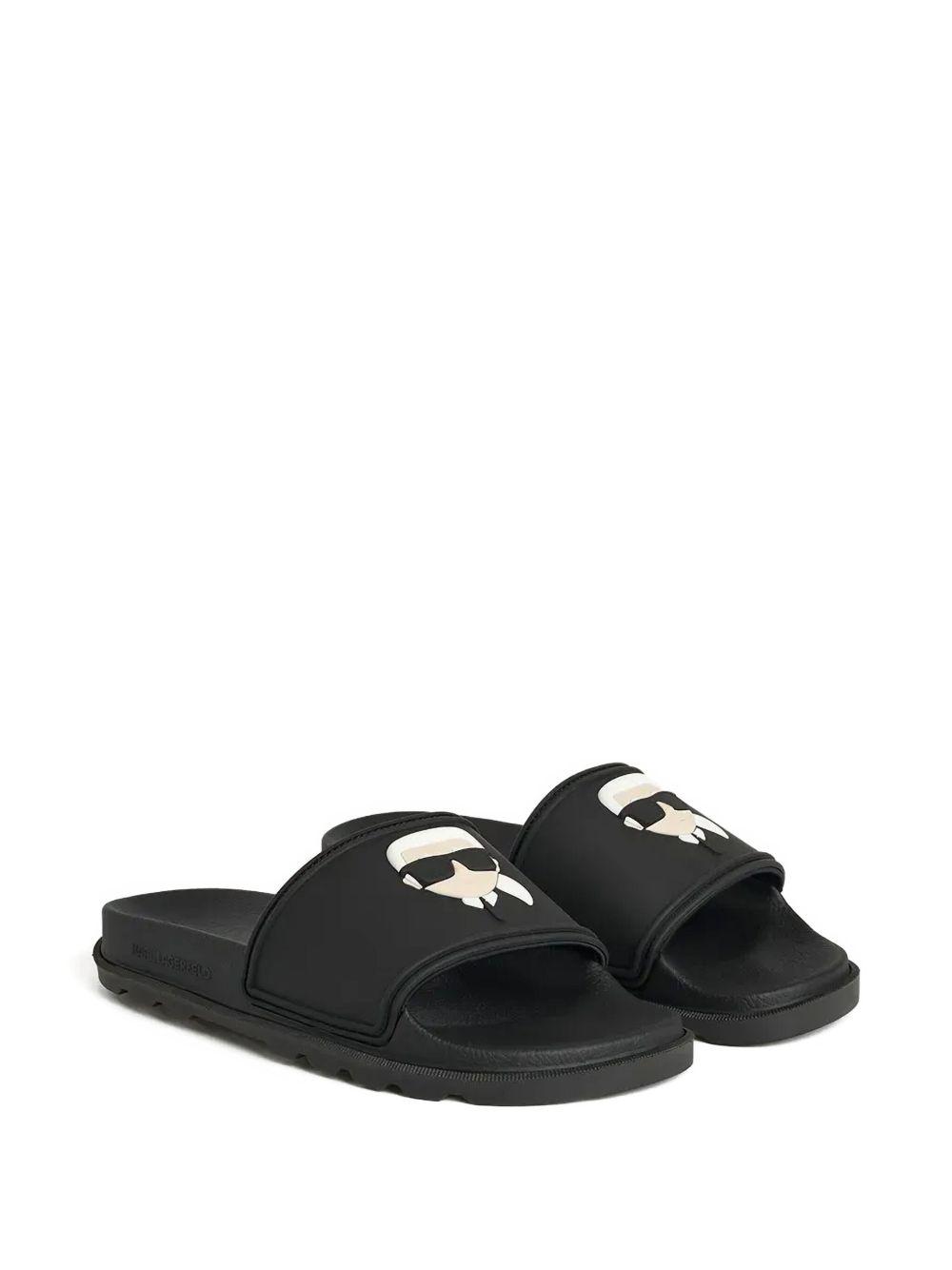 logo-embossed slides  Product Image