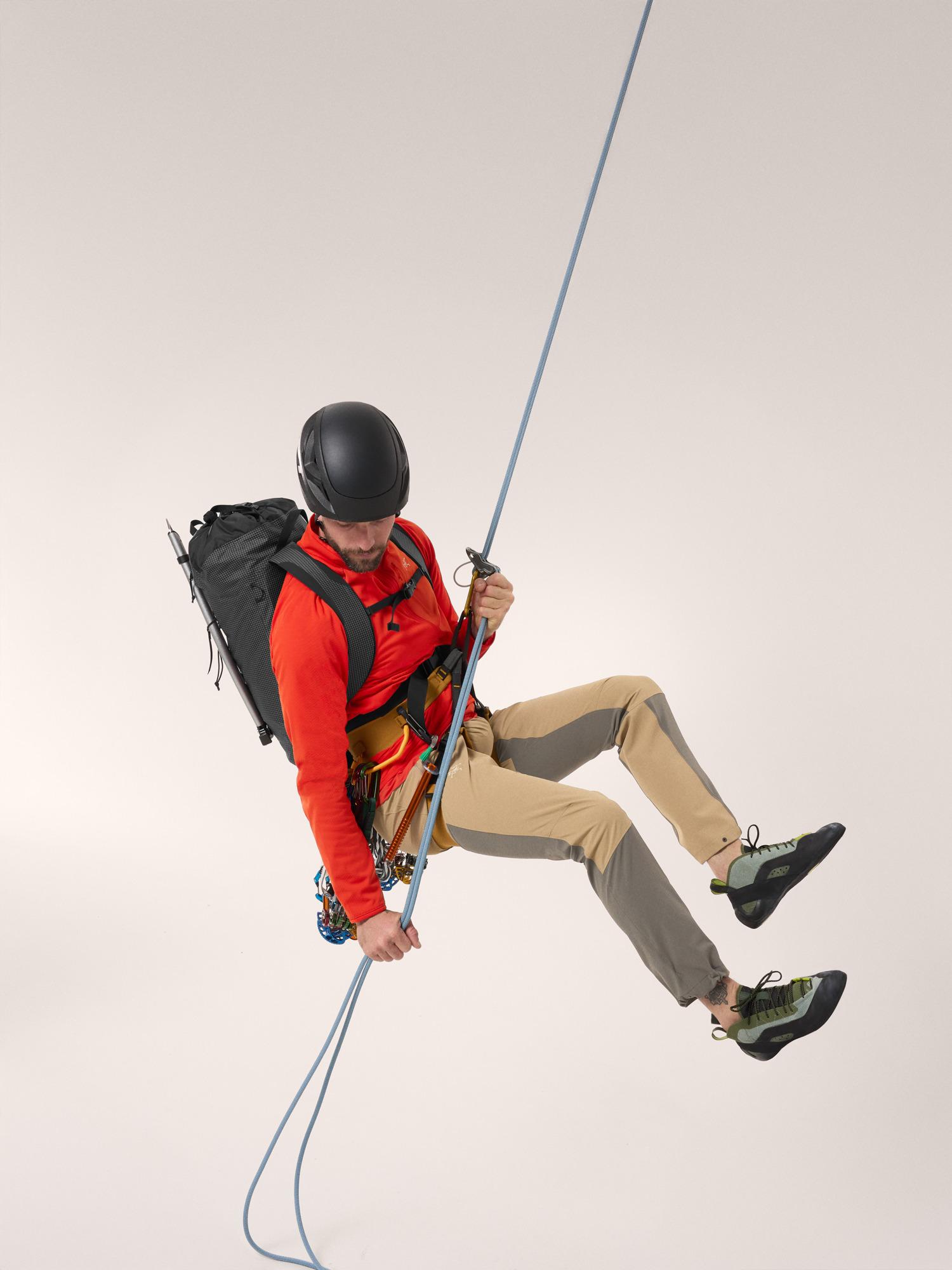 Delta 1/2 Zip Neck Men's Product Image