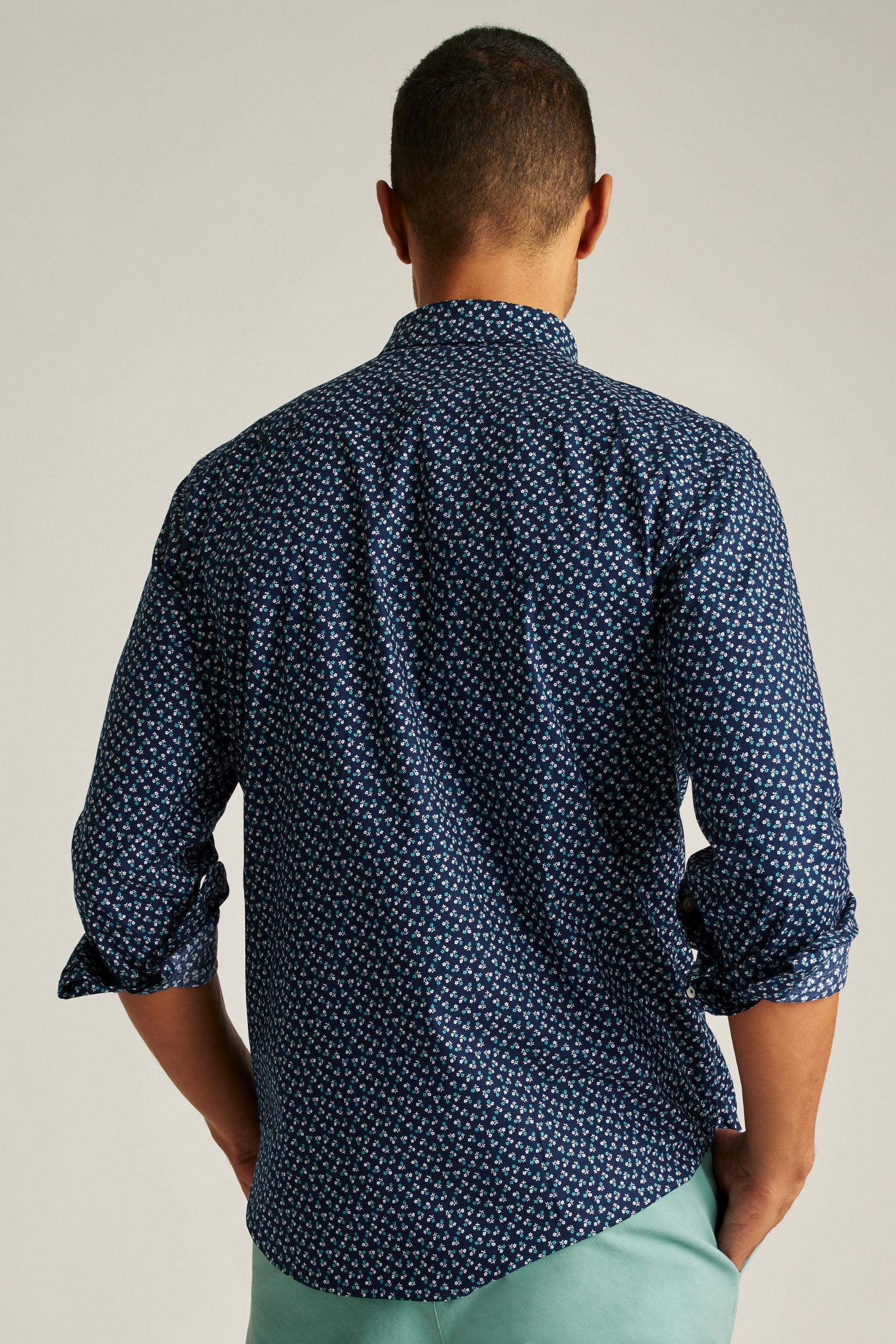 Everyday Shirt Product Image