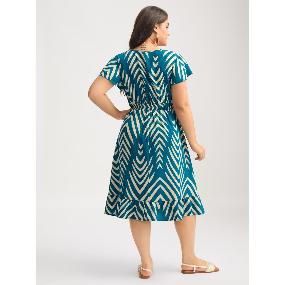 Plus Size Geometric Print Cinched-Waist Midi Dress Aegean Women Contrast V-neck Cap Sleeve Curvy BloomChic 26/4X Product Image