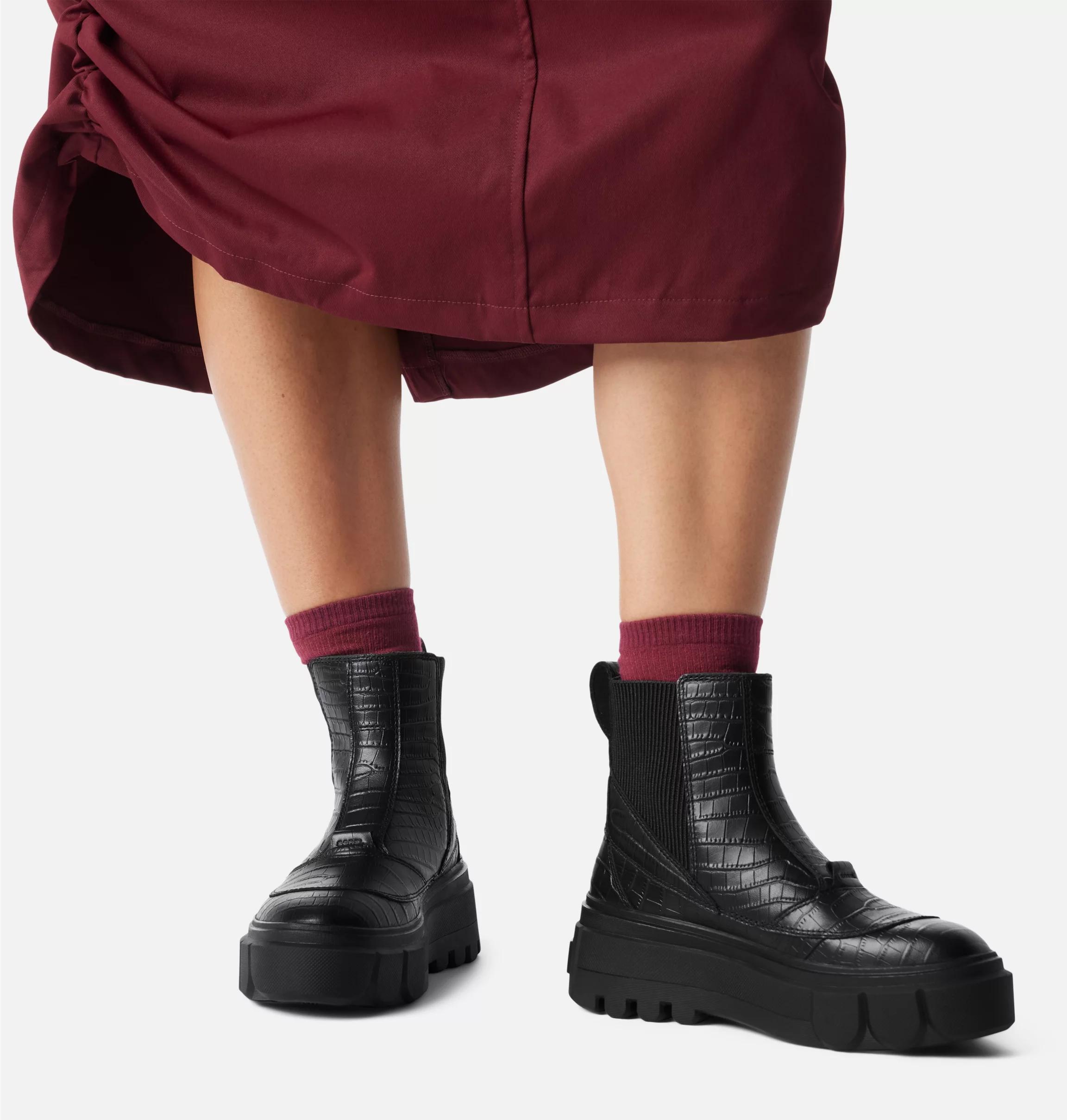 CARIBOU™ X Women's Chelsea Waterproof Boot Product Image