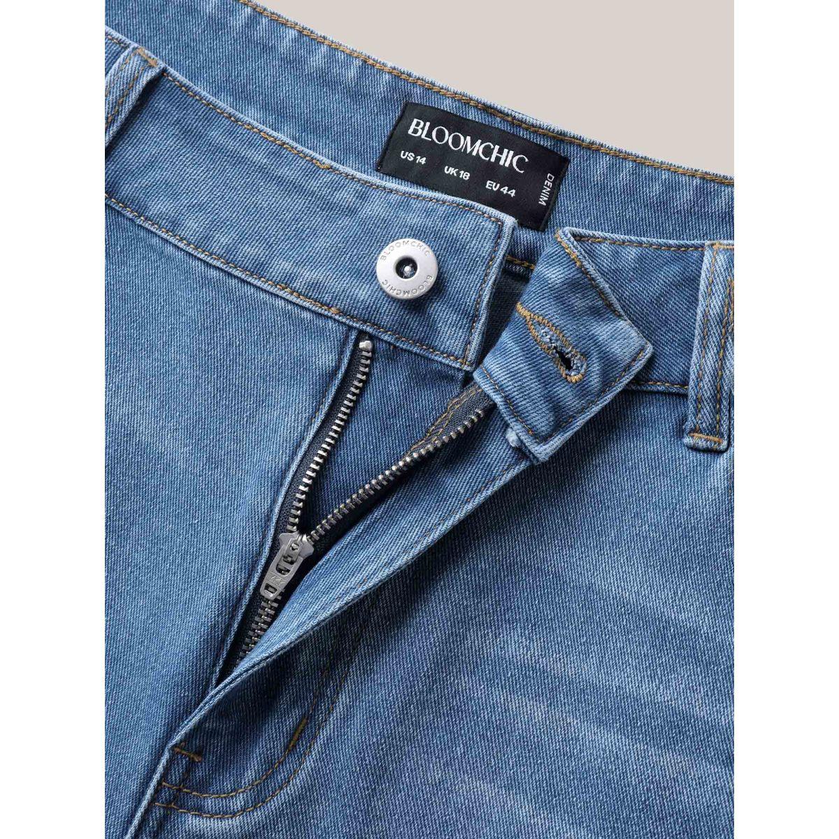 Plus Size Whiskered Wash Wide-Leg Denim Shorts Women Denimlightblue No stretch Casual Slanted pocket Leisure Denim Shorts BloomChic 22/3X Product Image