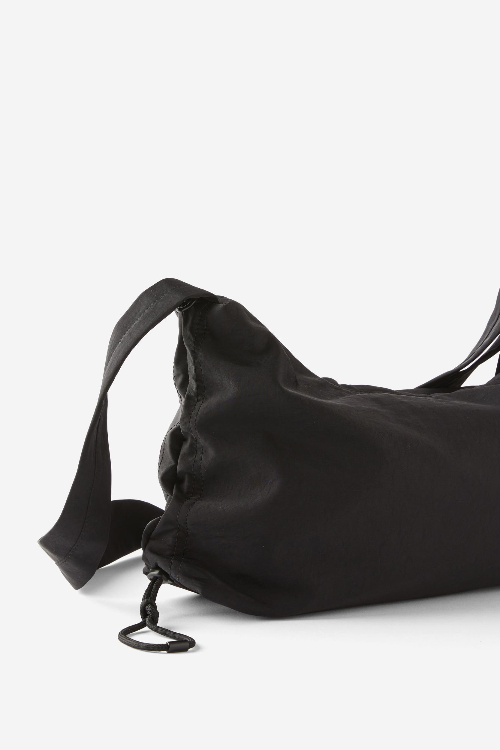 Maddie Crossbody Bag Product Image