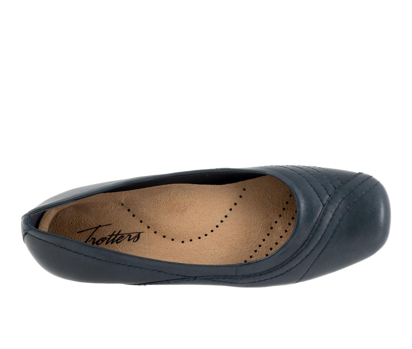Women's Trotters Honor Flats Product Image