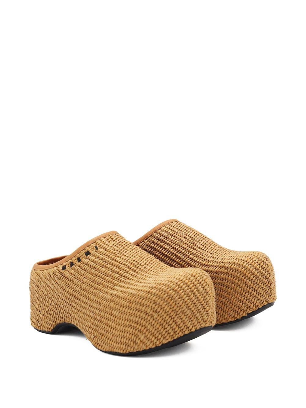 woven clogs Product Image