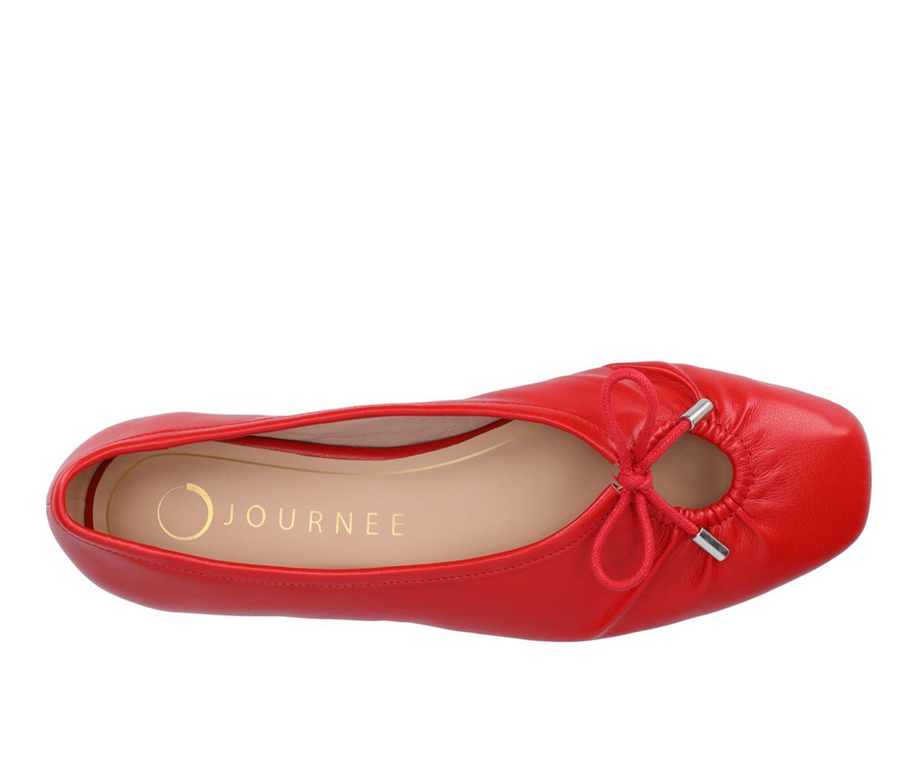 Women's Journee Collection Callee Flats Product Image
