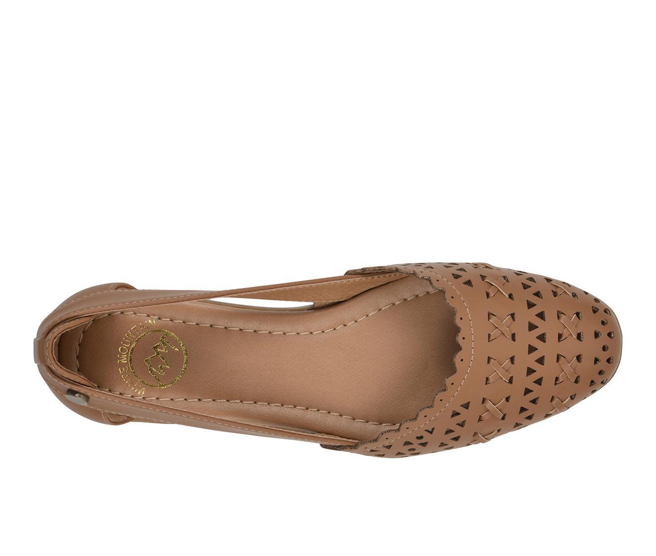 Women's White Mountain Nobler Flats Product Image